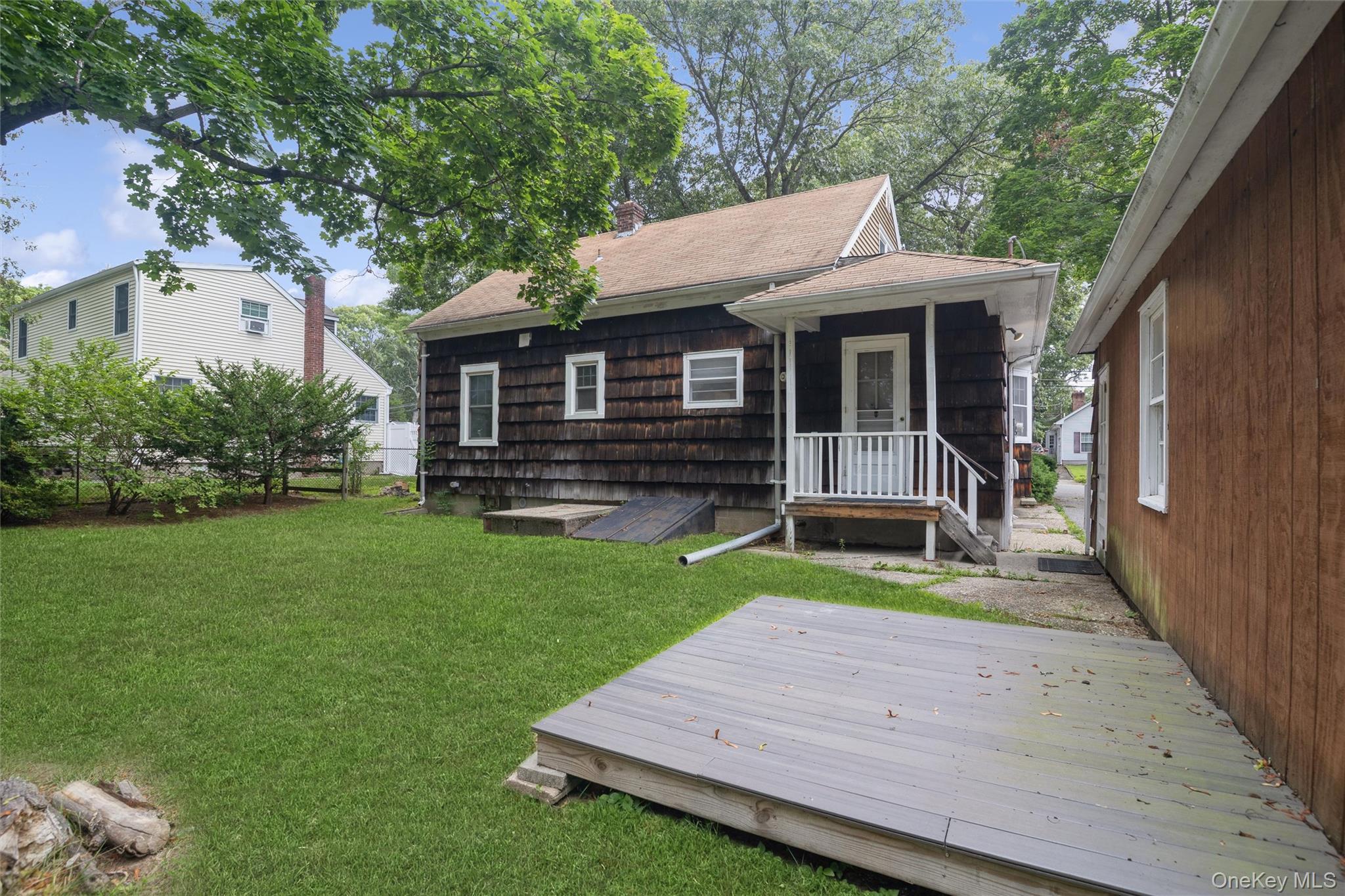Single Family Mcgaw Avenue  Suffolk County, NY 11755, MLS-1027588-35