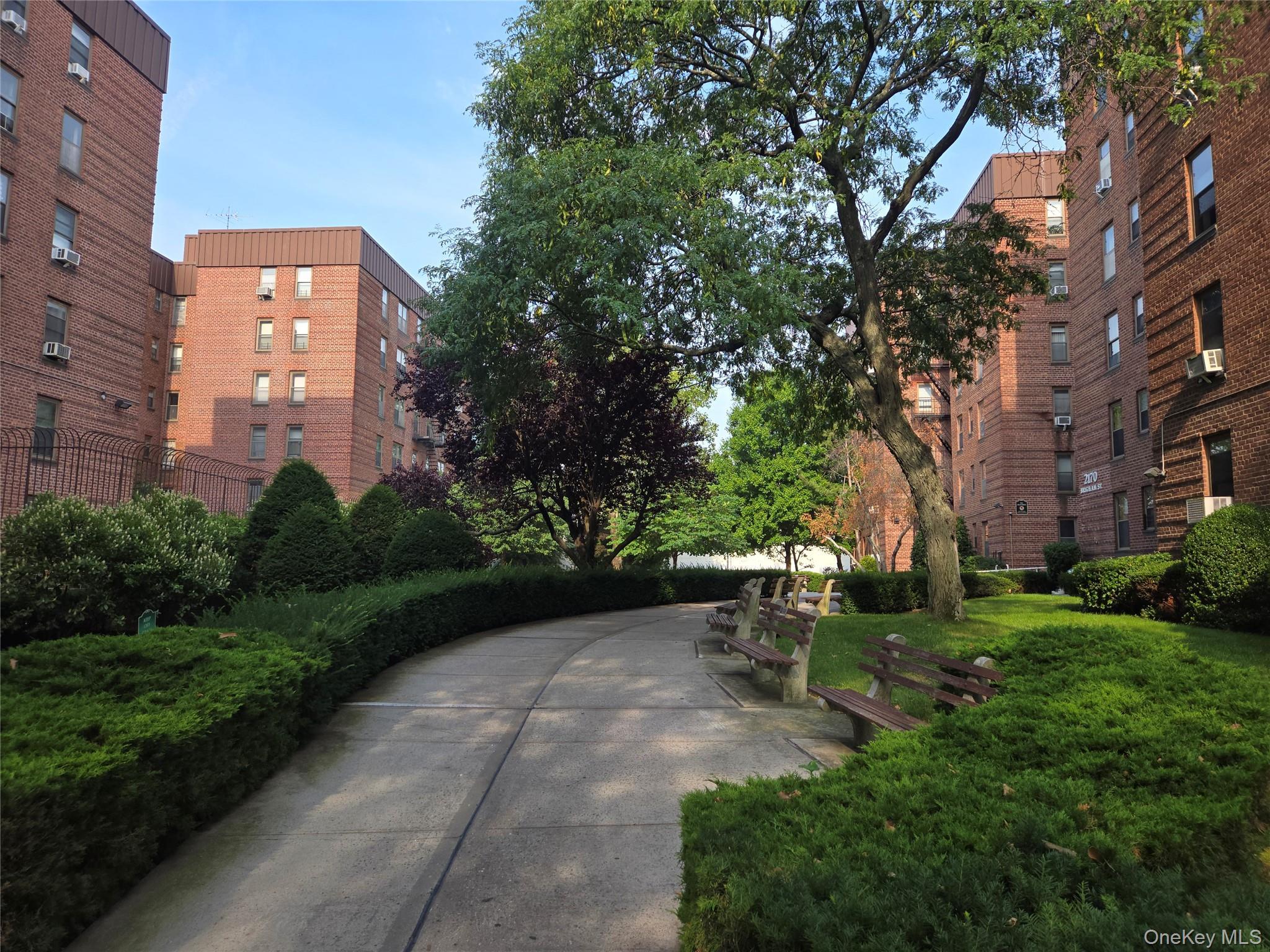 Coop Brigham Street  Brooklyn, NY 11229, MLS-1027589-2