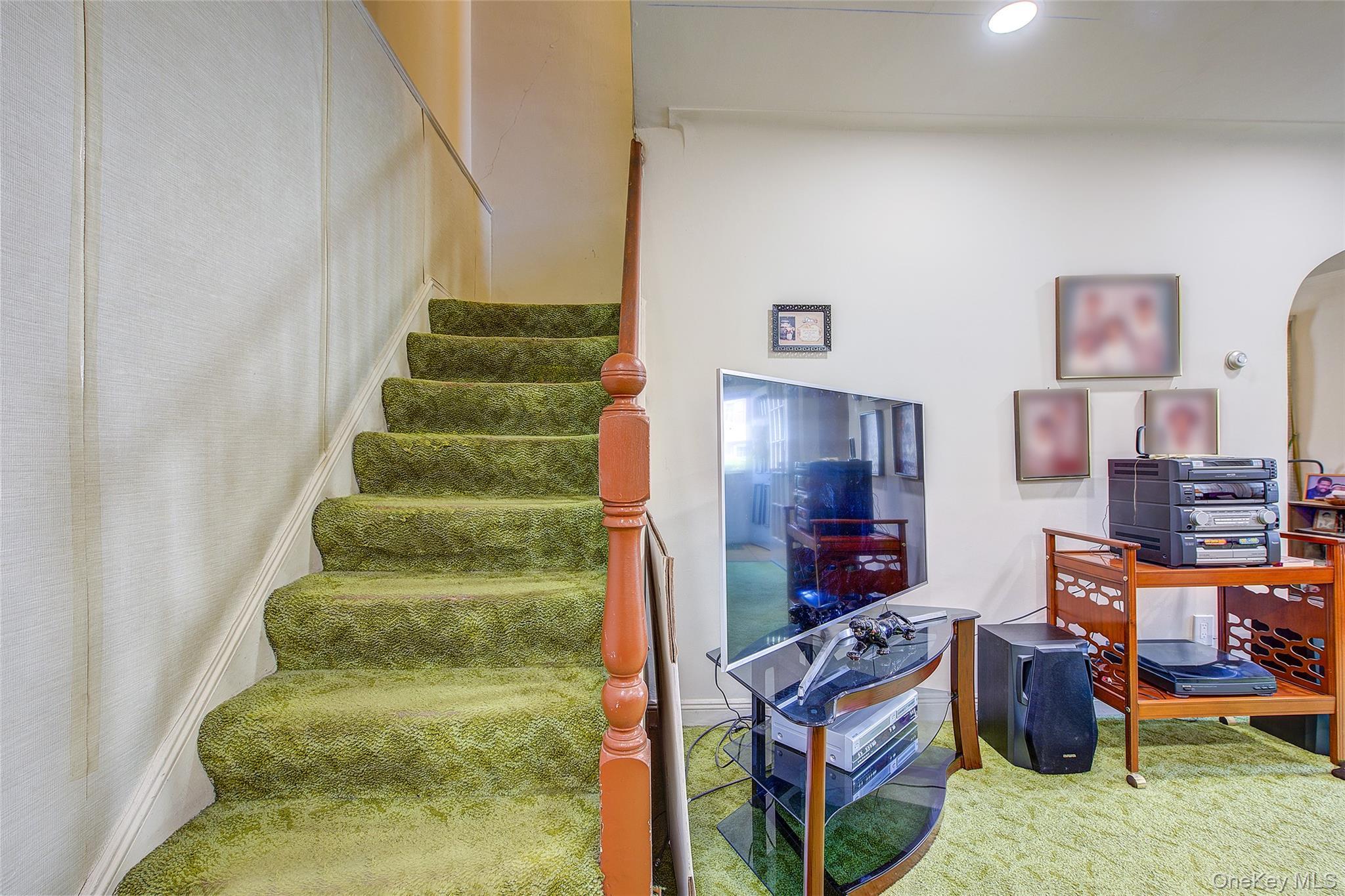 Single Family 114th Avenue  Queens, NY 11411, MLS-1027598-12