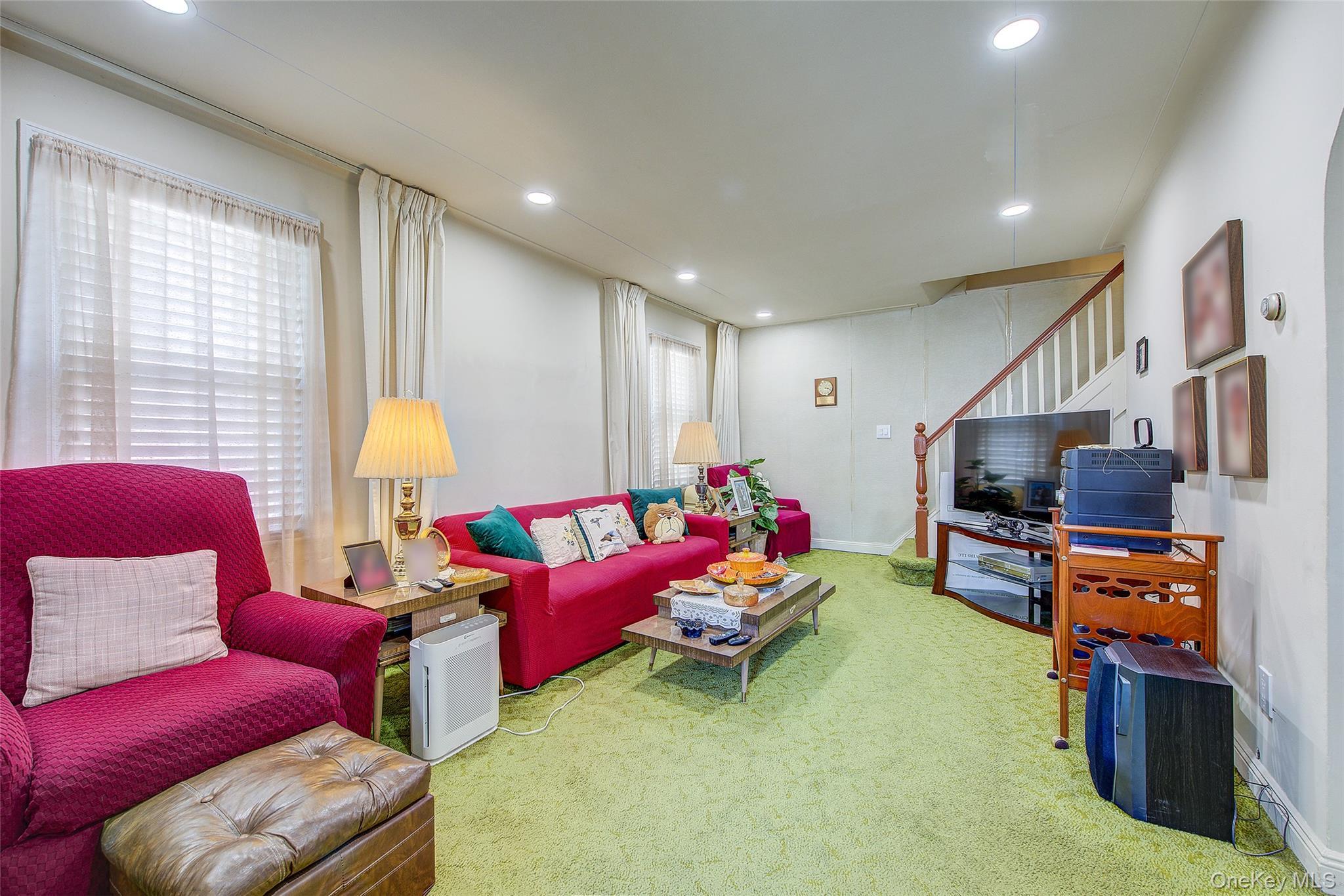 Single Family 114th Avenue  Queens, NY 11411, MLS-1027598-9