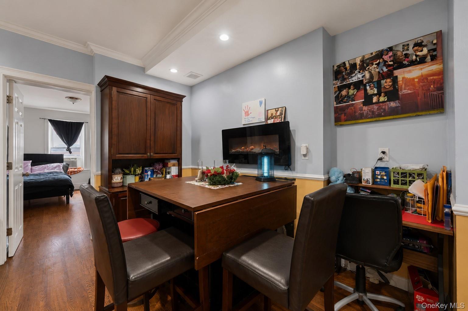 Single Family E 221st Street  Bronx, NY 10469, MLS-1027601-11