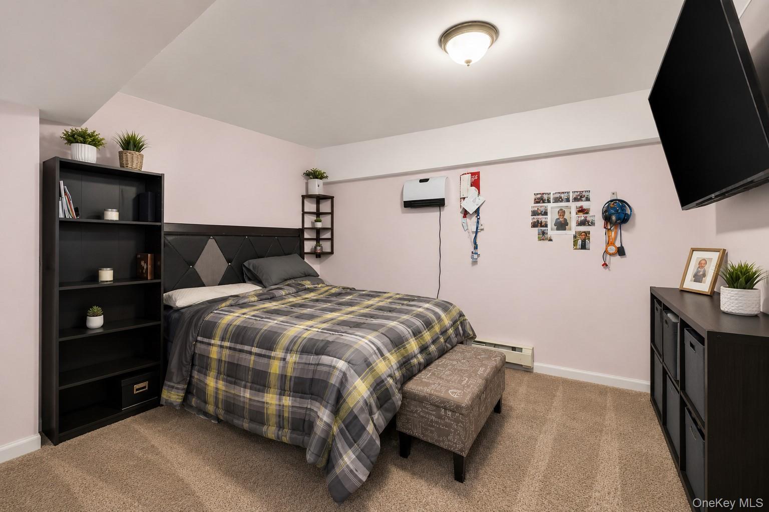 Single Family E 221st Street  Bronx, NY 10469, MLS-1027601-14