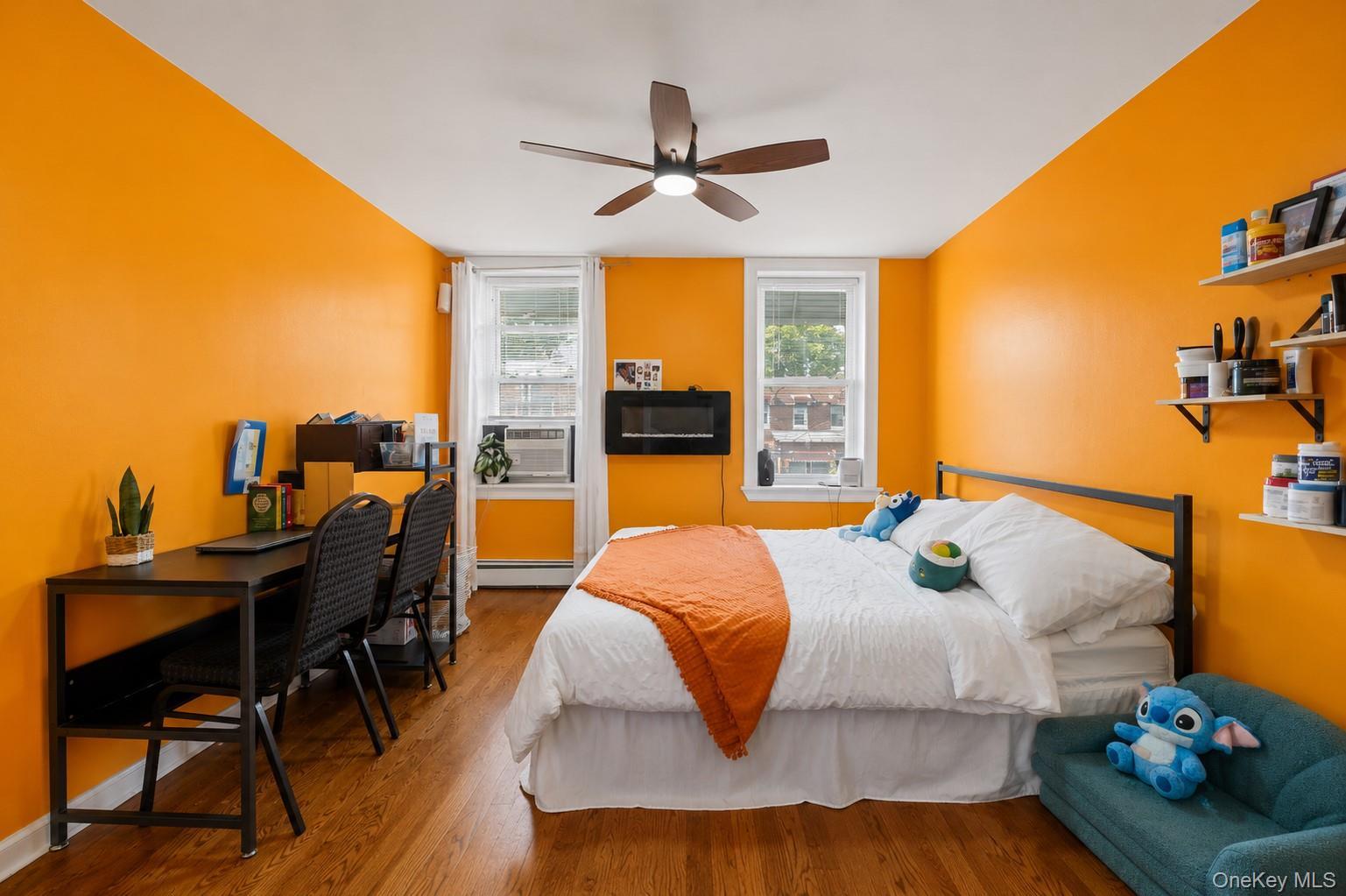 Single Family E 221st Street  Bronx, NY 10469, MLS-1027601-18