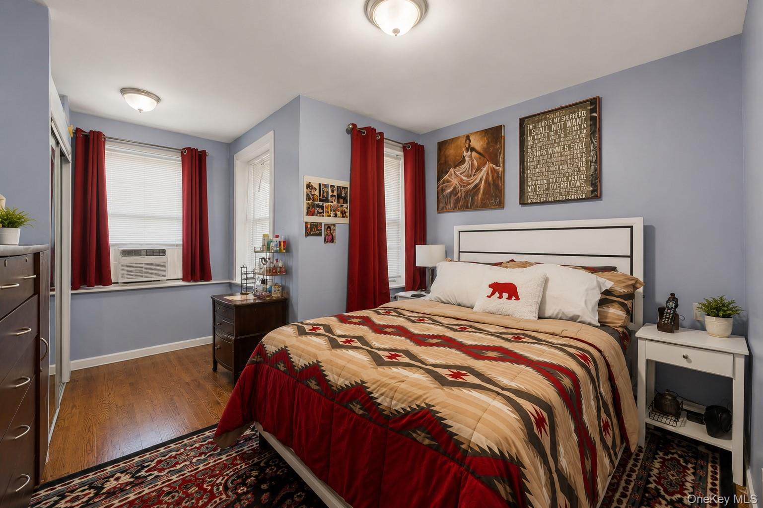Single Family E 221st Street  Bronx, NY 10469, MLS-1027601-19