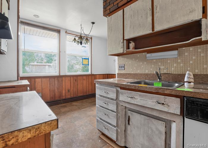 Single Family Rolling Way Westchester County, NY 10566, MLS-1027623-5