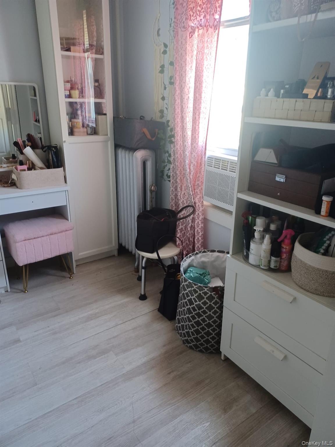 Single Family 202nd Street  Queens, NY 11423, MLS-1027633-10