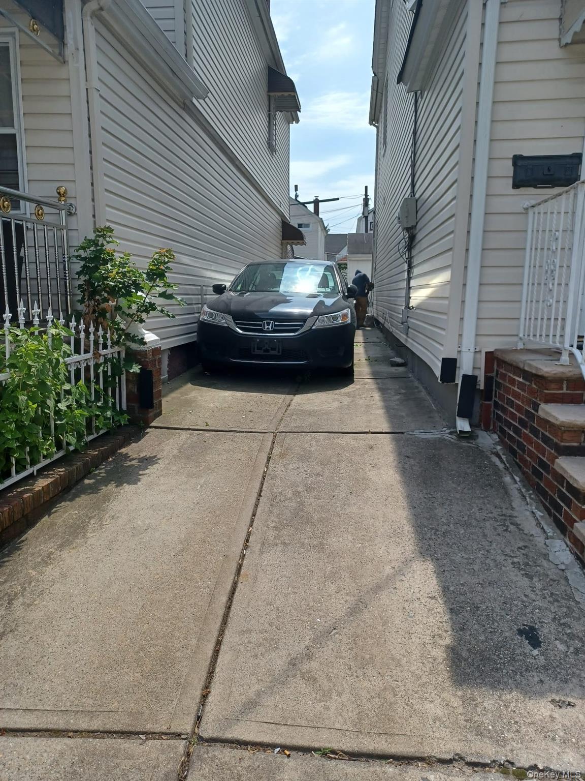 Single Family 202nd Street  Queens, NY 11423, MLS-1027633-3