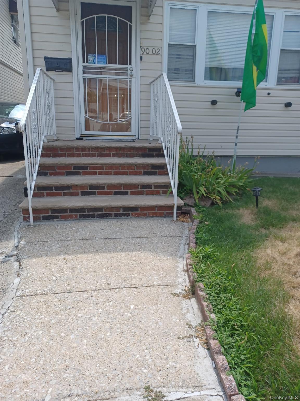 Single Family 202nd Street  Queens, NY 11423, MLS-1027633-6