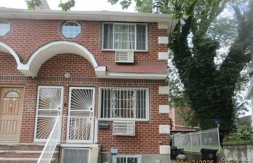 Single Family De Reimer Avenue  Bronx, NY 10466, MLS-1027637-2