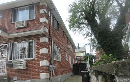 Single Family De Reimer Avenue  Bronx, NY 10466, MLS-1027637-3