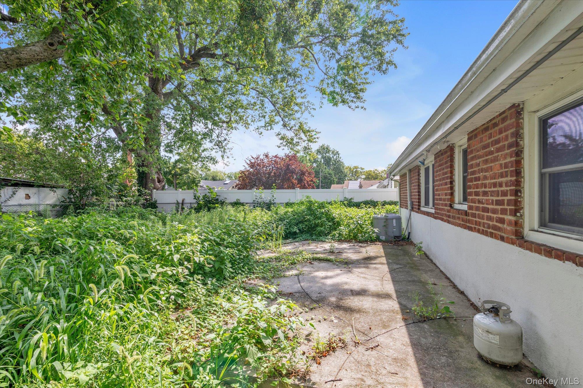 Single Family Westminster Road  Nassau County, NY 11563, MLS-1027651-16