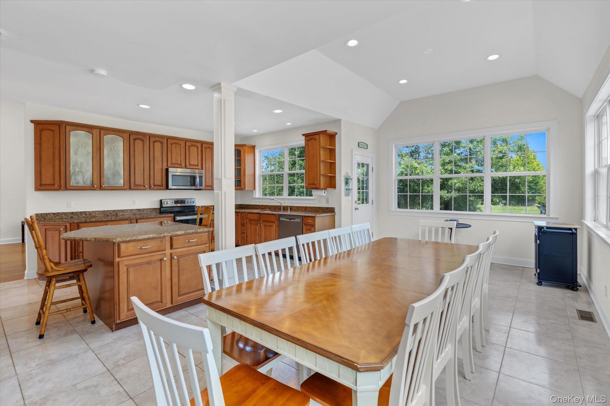 Single Family Doctors Path Estates Suffolk County, NY 11901, MLS-1027659-11