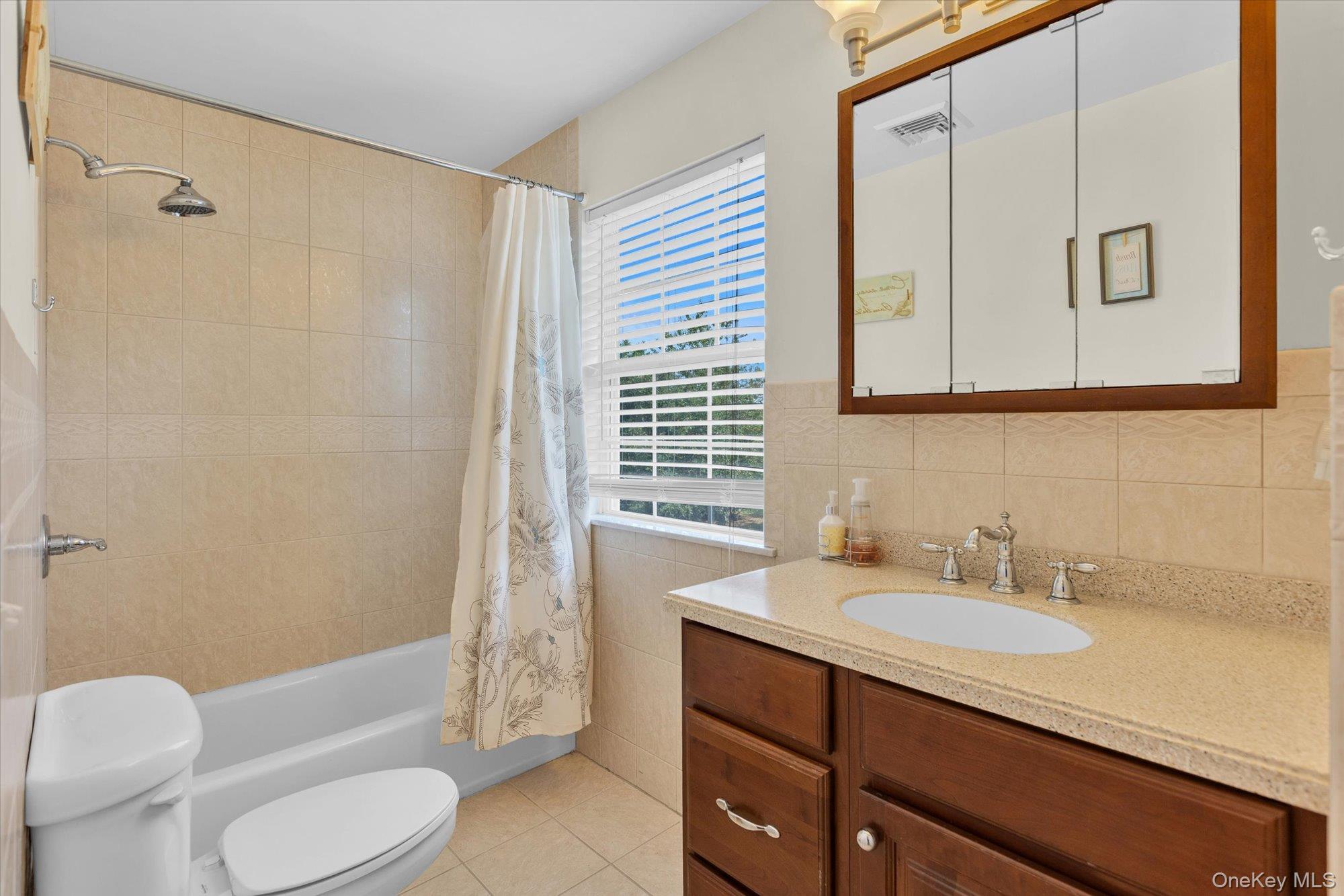 Single Family Doctors Path Estates Suffolk County, NY 11901, MLS-1027659-21