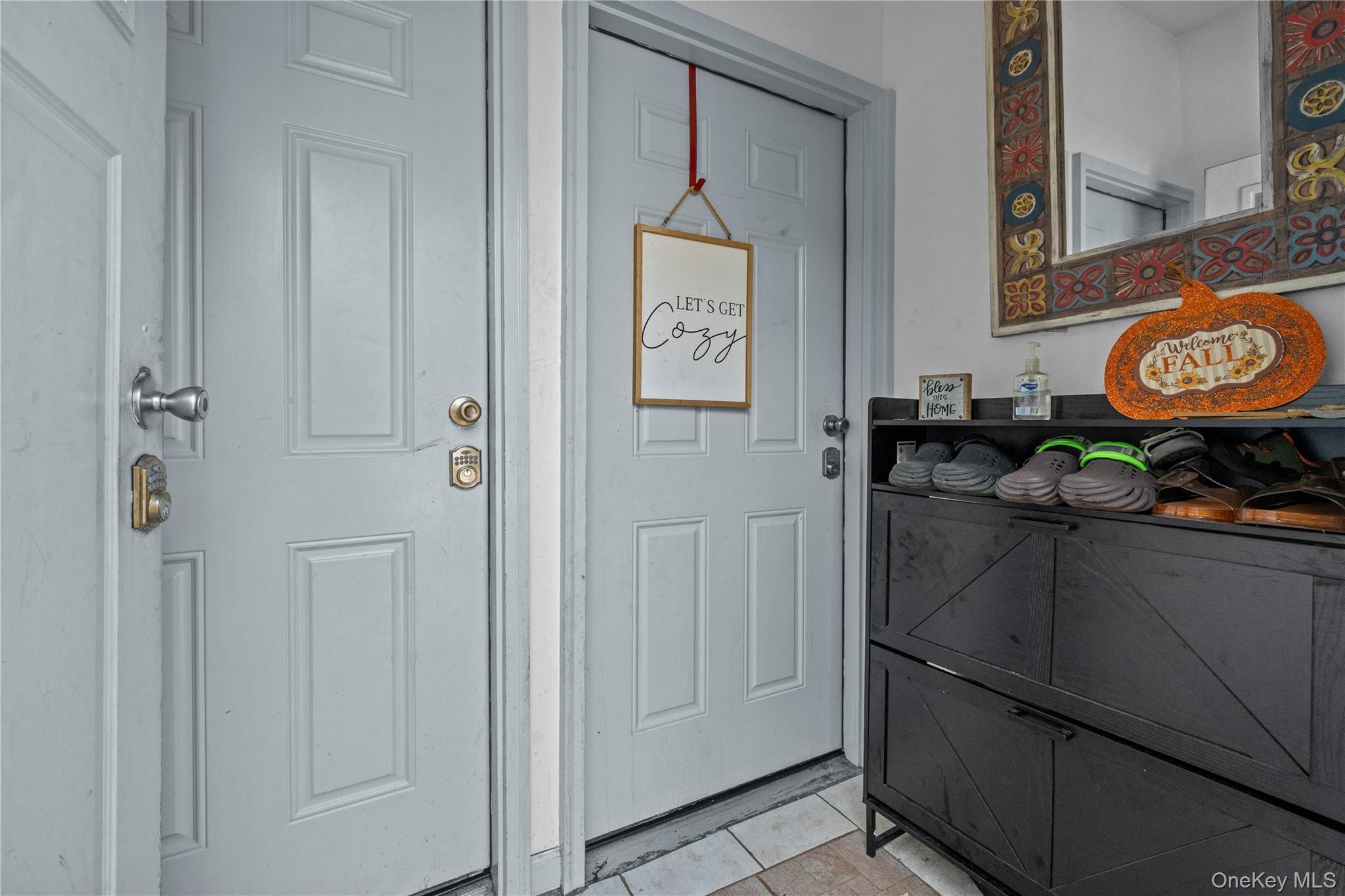 Single Family E 224th Street Bronx, NY 10466, MLS-1027663-16