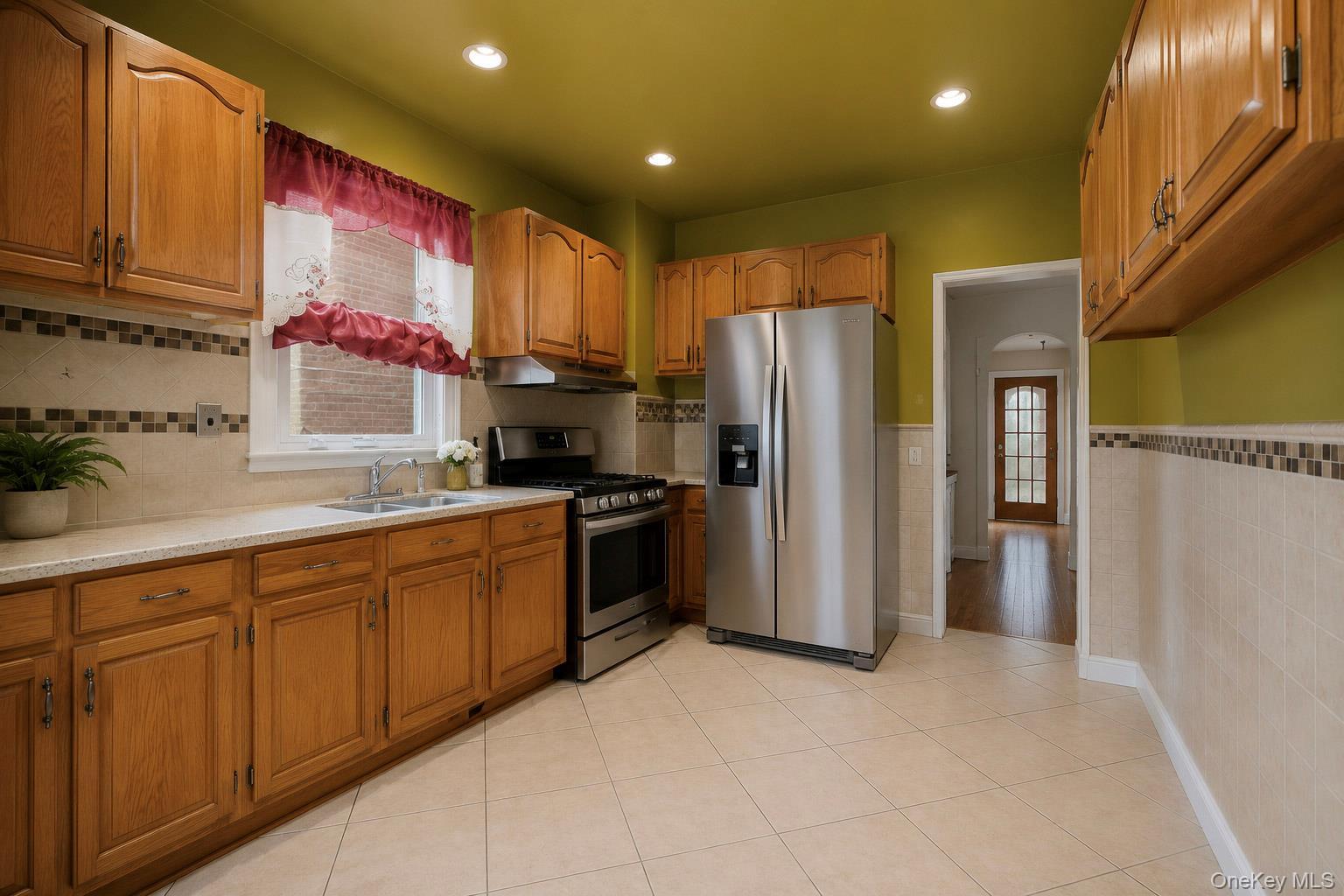 Single Family E 226th Street Bronx, NY 10466, MLS-1027704-6