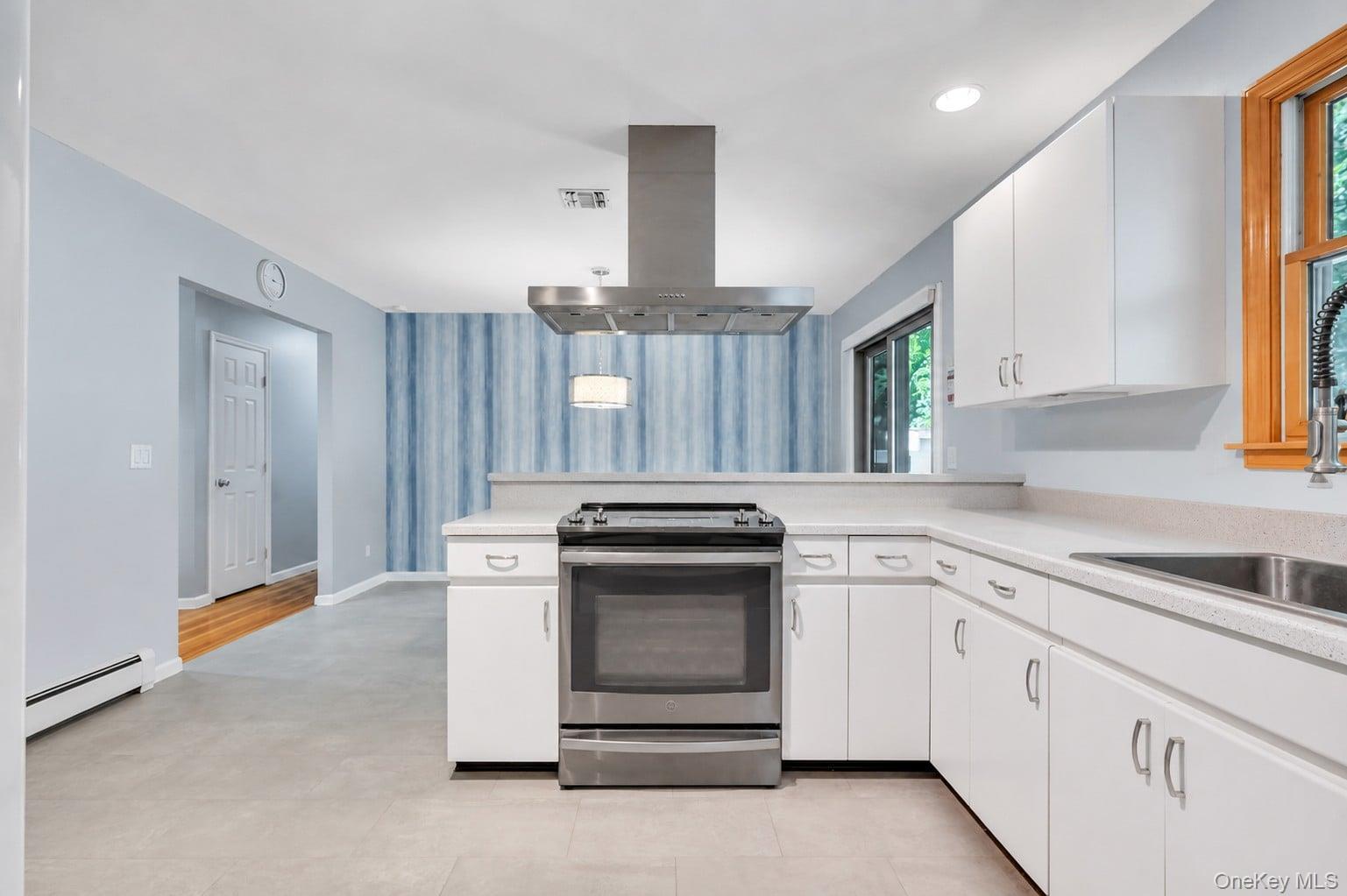 Single Family Walter Drive  Suffolk County, NY 11767, MLS-1027714-10