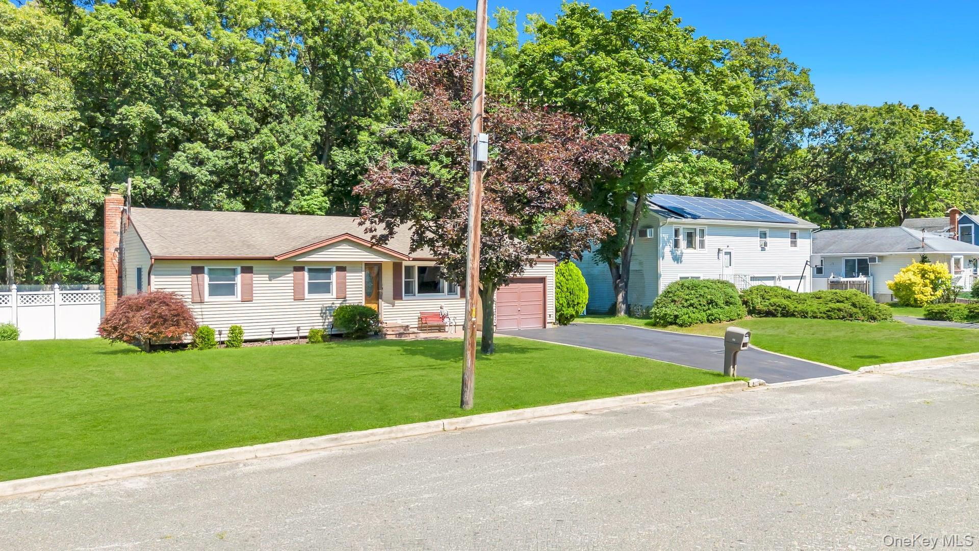 Single Family Walter Drive  Suffolk County, NY 11767, MLS-1027714-2