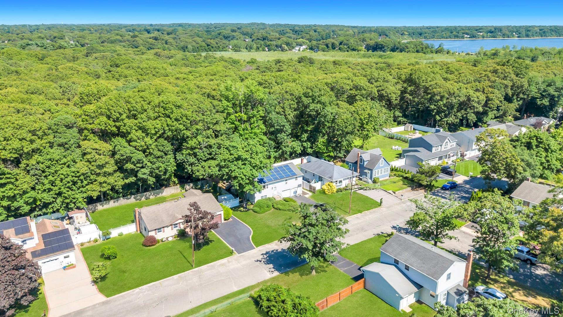 Single Family Walter Drive  Suffolk County, NY 11767, MLS-1027714-5