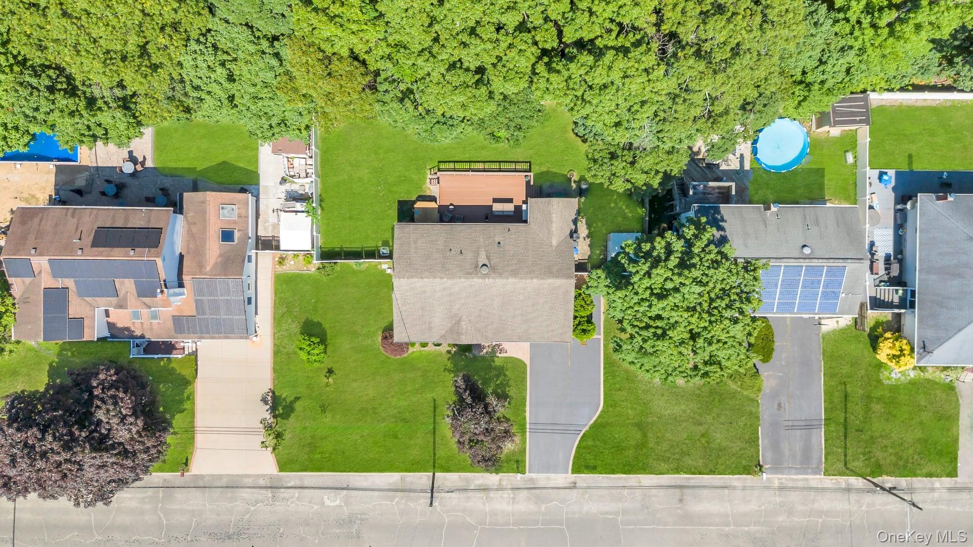 Single Family Walter Drive  Suffolk County, NY 11767, MLS-1027714-6