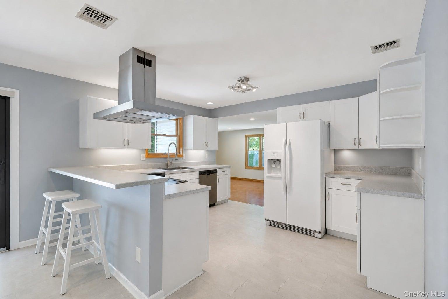 Single Family Walter Drive  Suffolk County, NY 11767, MLS-1027714-8