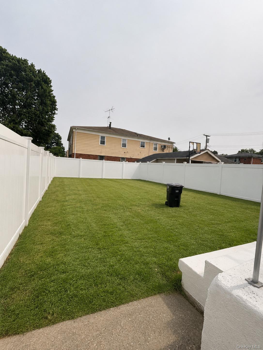 Single Family Avenue L Brooklyn, NY 11236, MLS-1027716-2