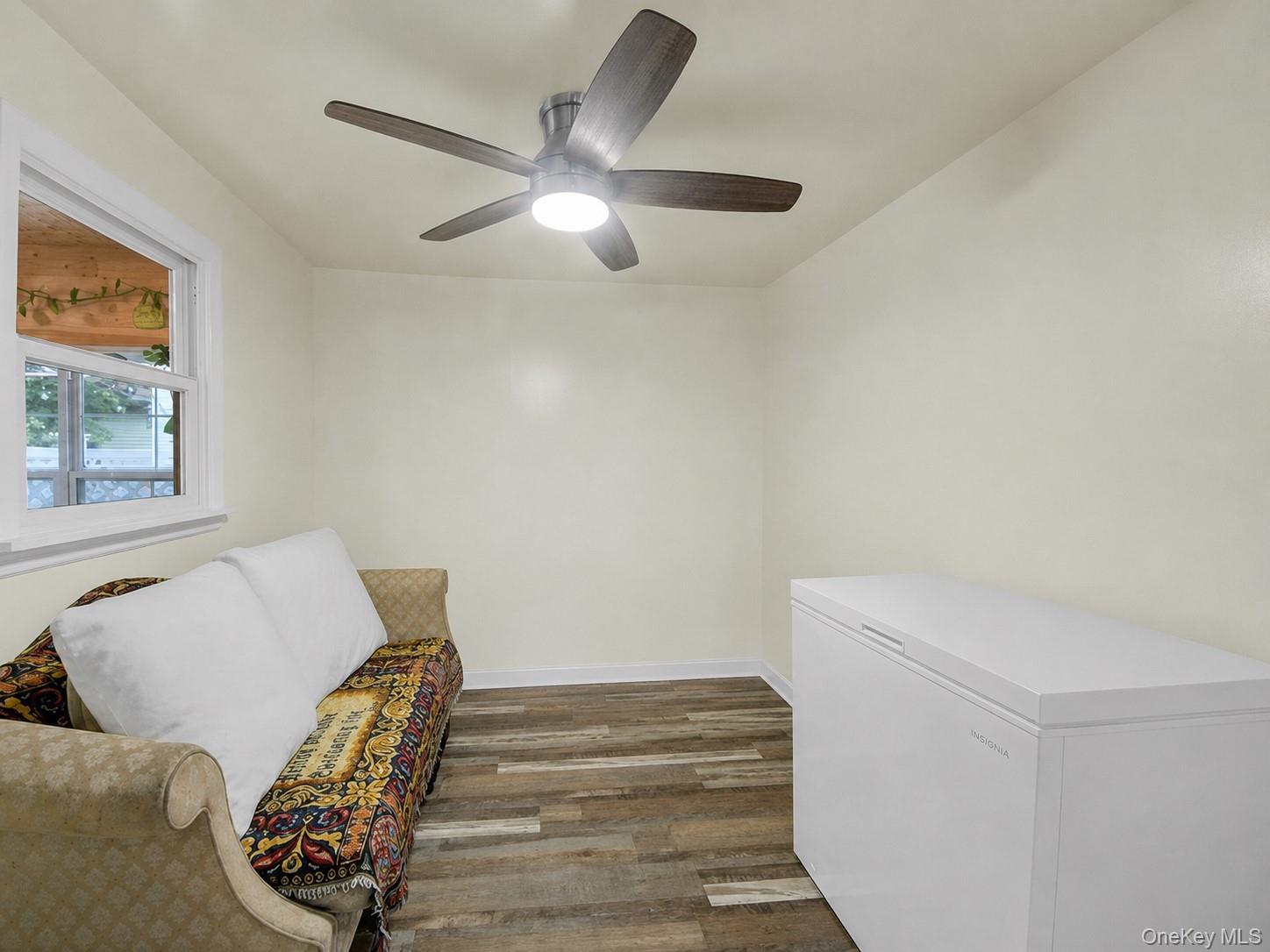 Single Family Harding Park Bronx, NY 10473, MLS-1027747-2
