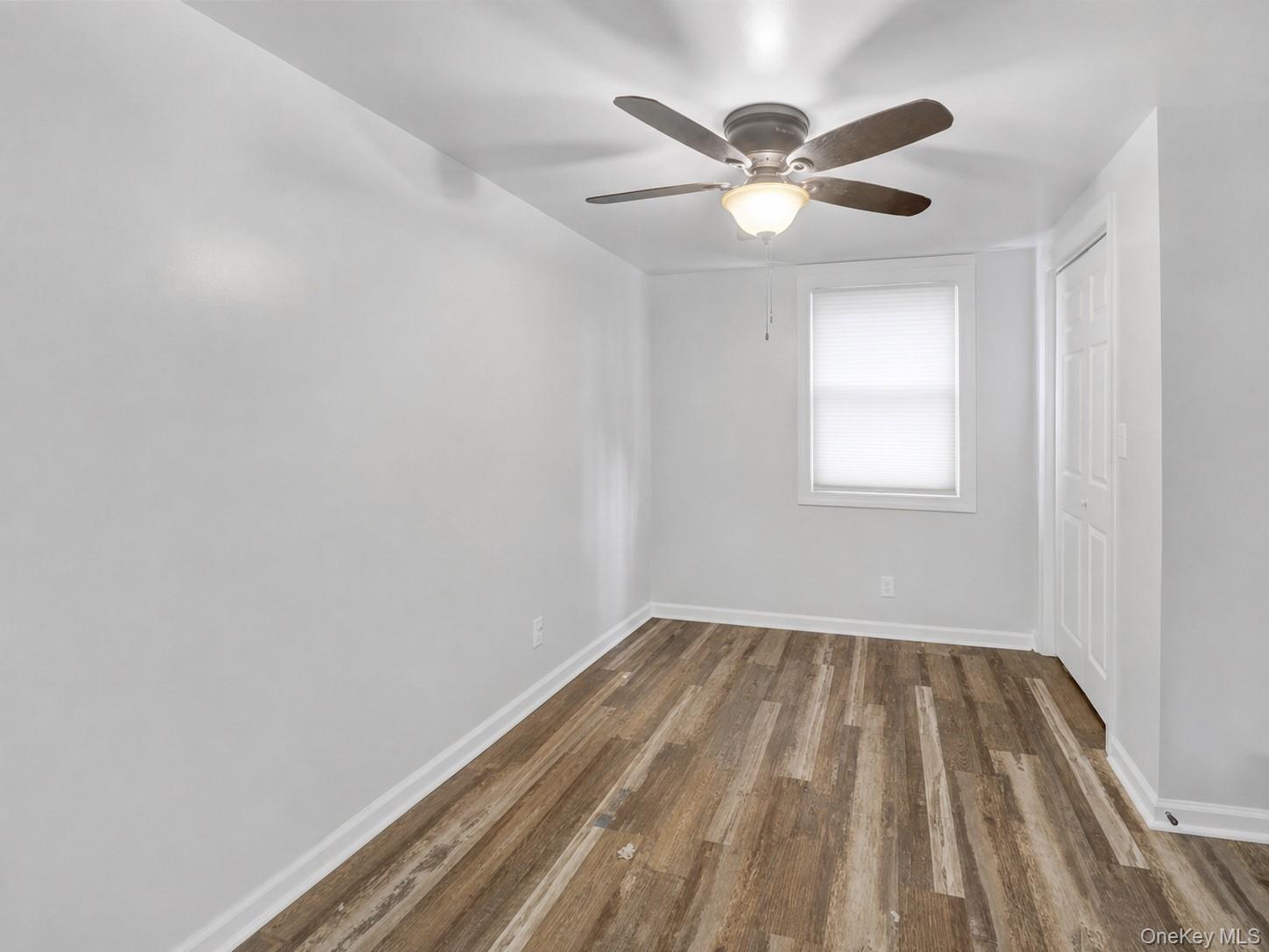 Single Family Harding Park Bronx, NY 10473, MLS-1027747-4