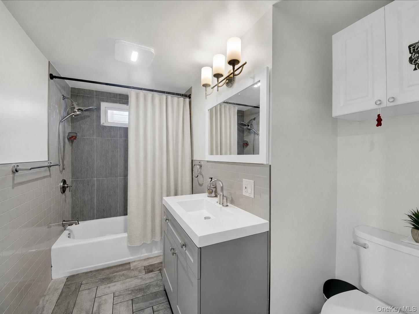 Single Family Harding Park Bronx, NY 10473, MLS-1027747-9