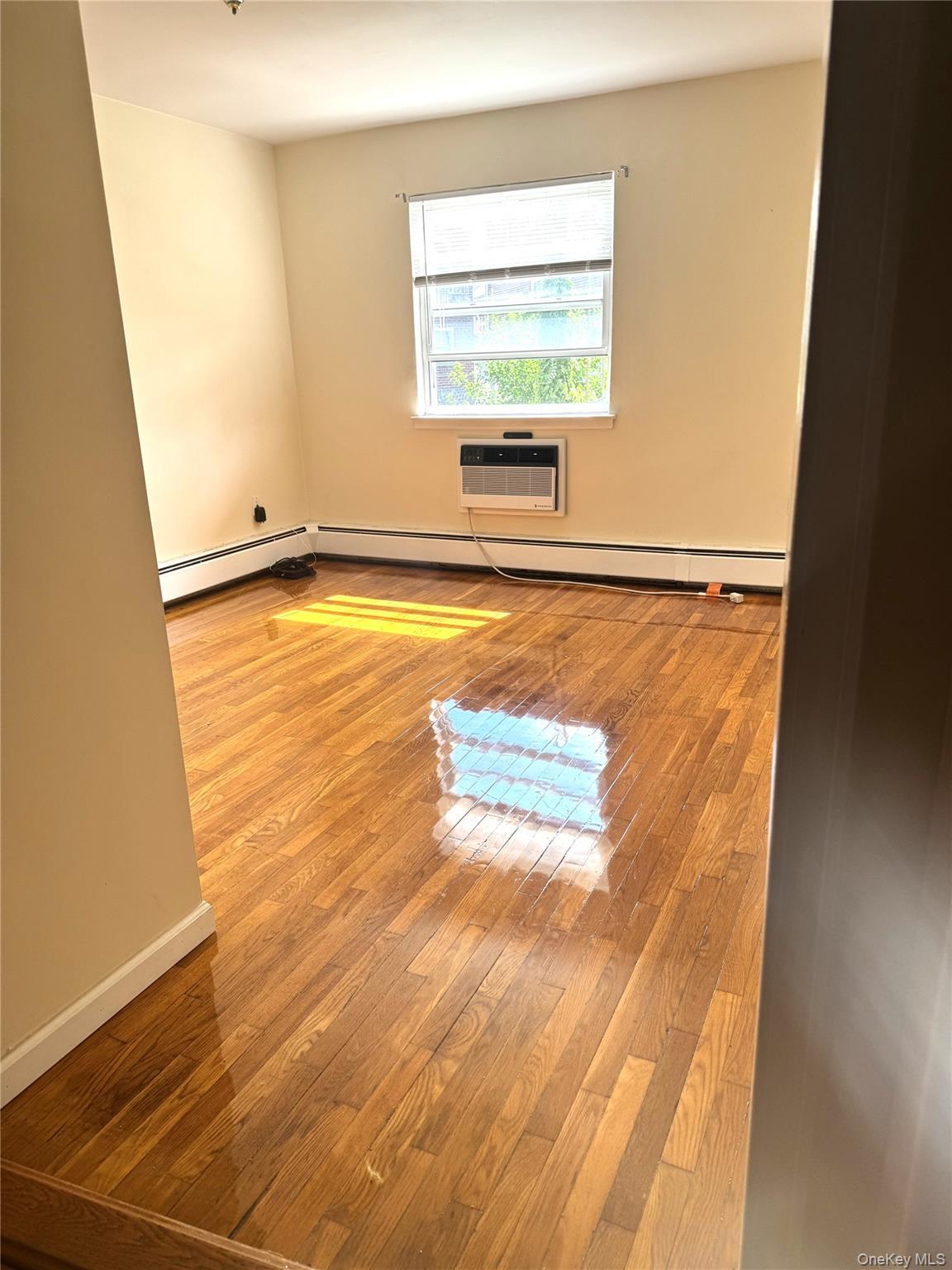 Single Family Stadium Avenue Bronx, NY 10465, MLS-1027748-6