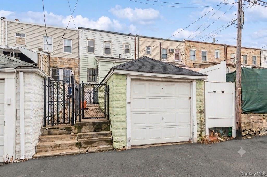 Single Family 47th Street Queens, NY 11377, MLS-1027759-13