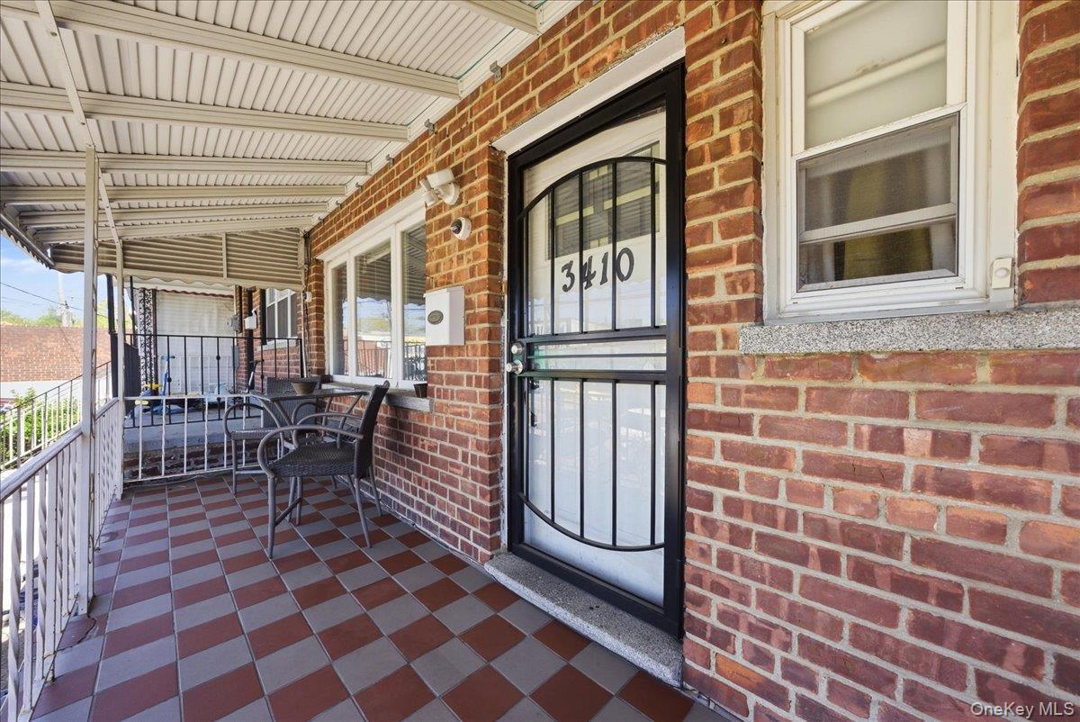 Single Family Kingsland Avenue Bronx, NY 10469, MLS-1027784-31
