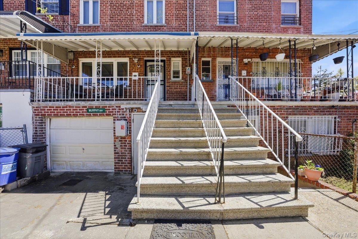 Single Family Kingsland Avenue Bronx, NY 10469, MLS-1027784-32