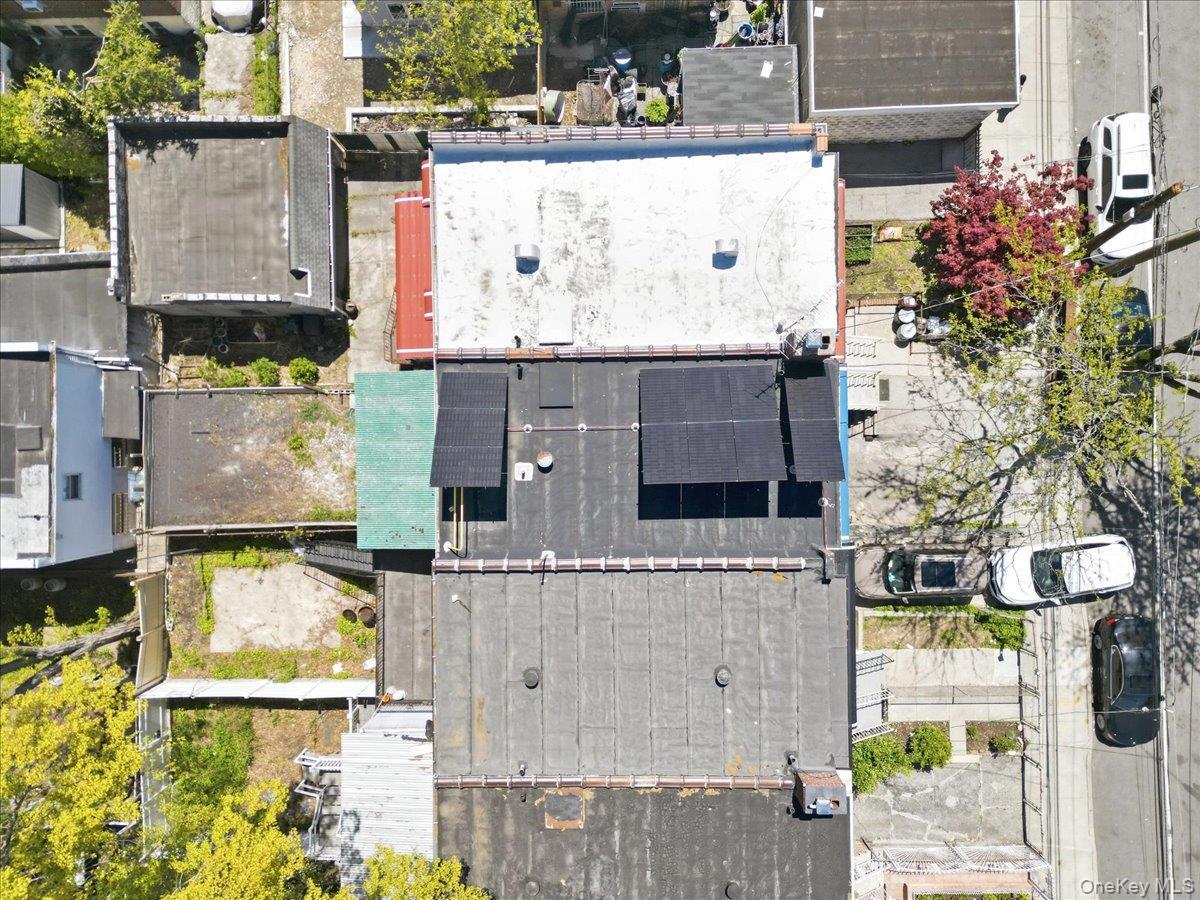 Single Family Kingsland Avenue Bronx, NY 10469, MLS-1027784-6