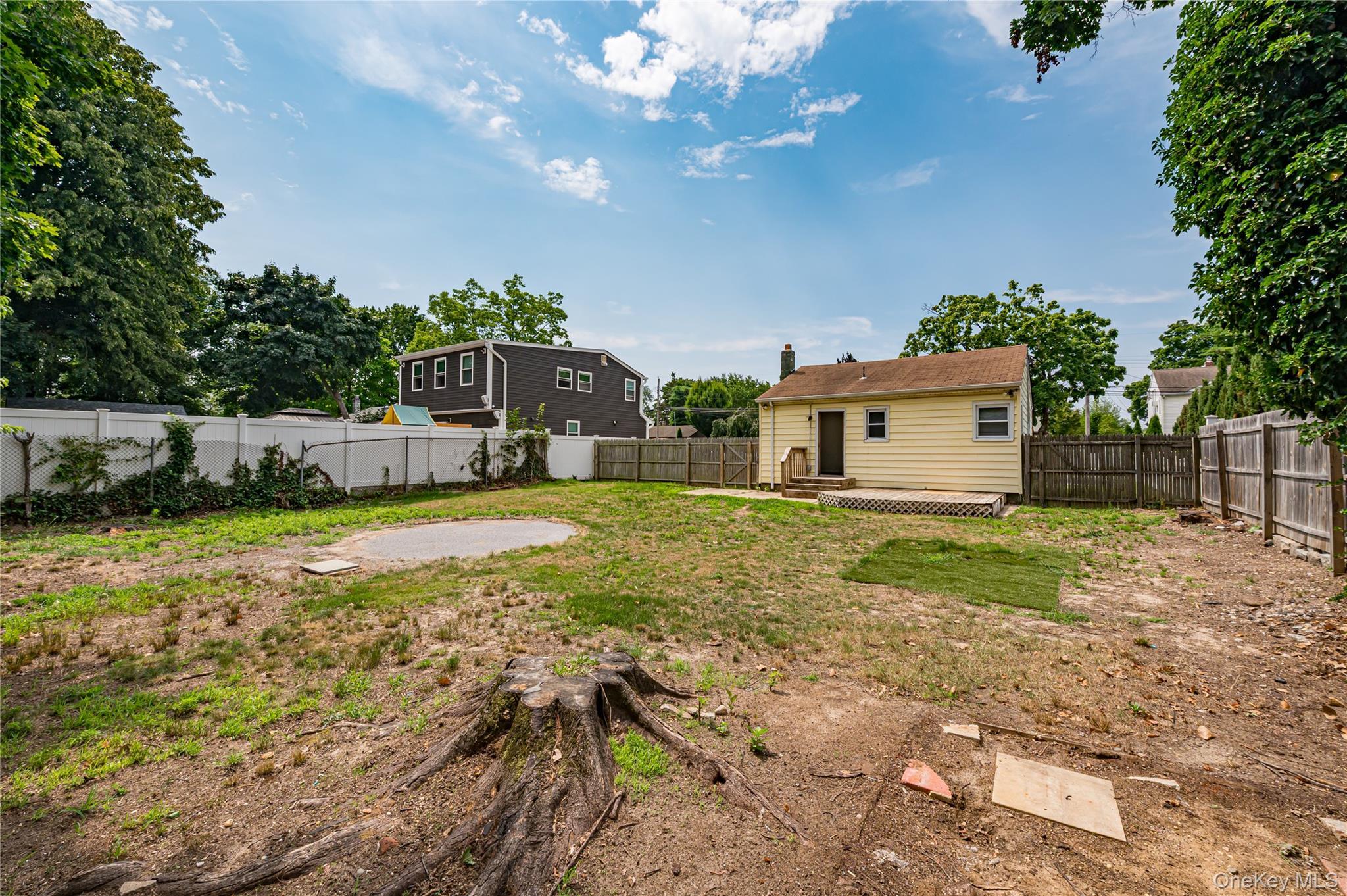 Single Family Cherubina Lane  Suffolk County, NY 11703, MLS-1027819-12