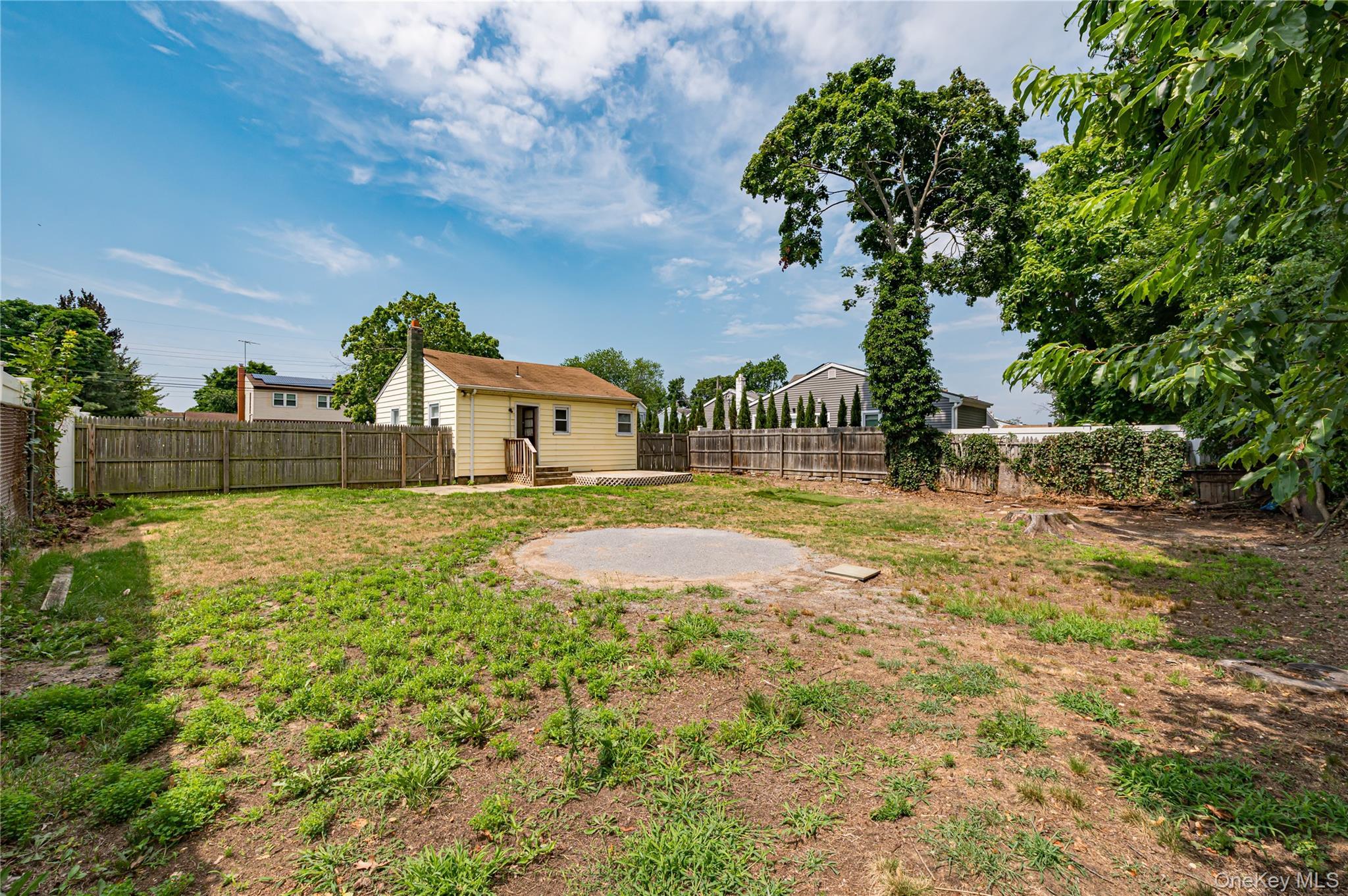 Single Family Cherubina Lane  Suffolk County, NY 11703, MLS-1027819-13