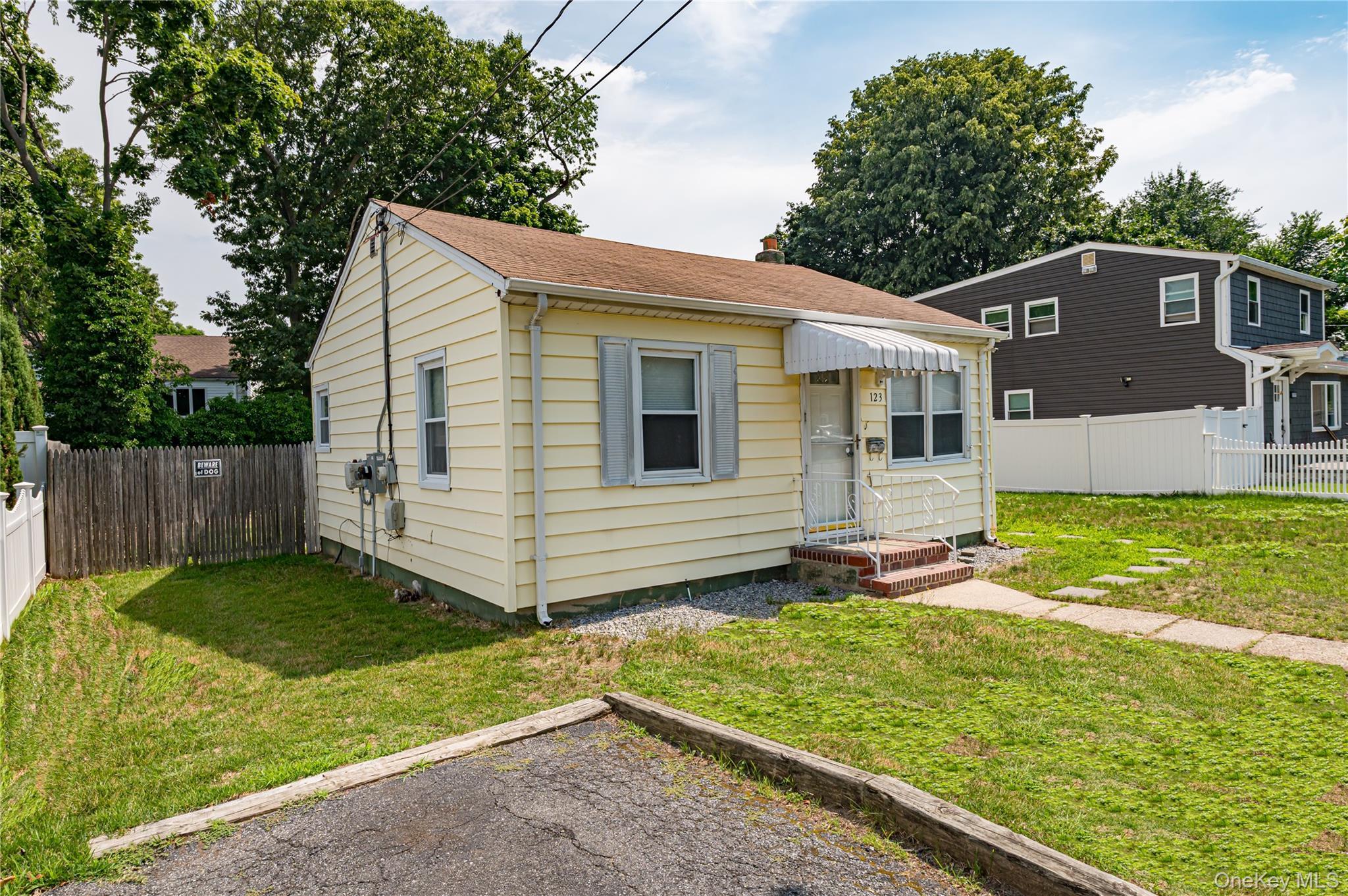 Single Family Cherubina Lane Suffolk County, NY 11703, MLS-1027819-2