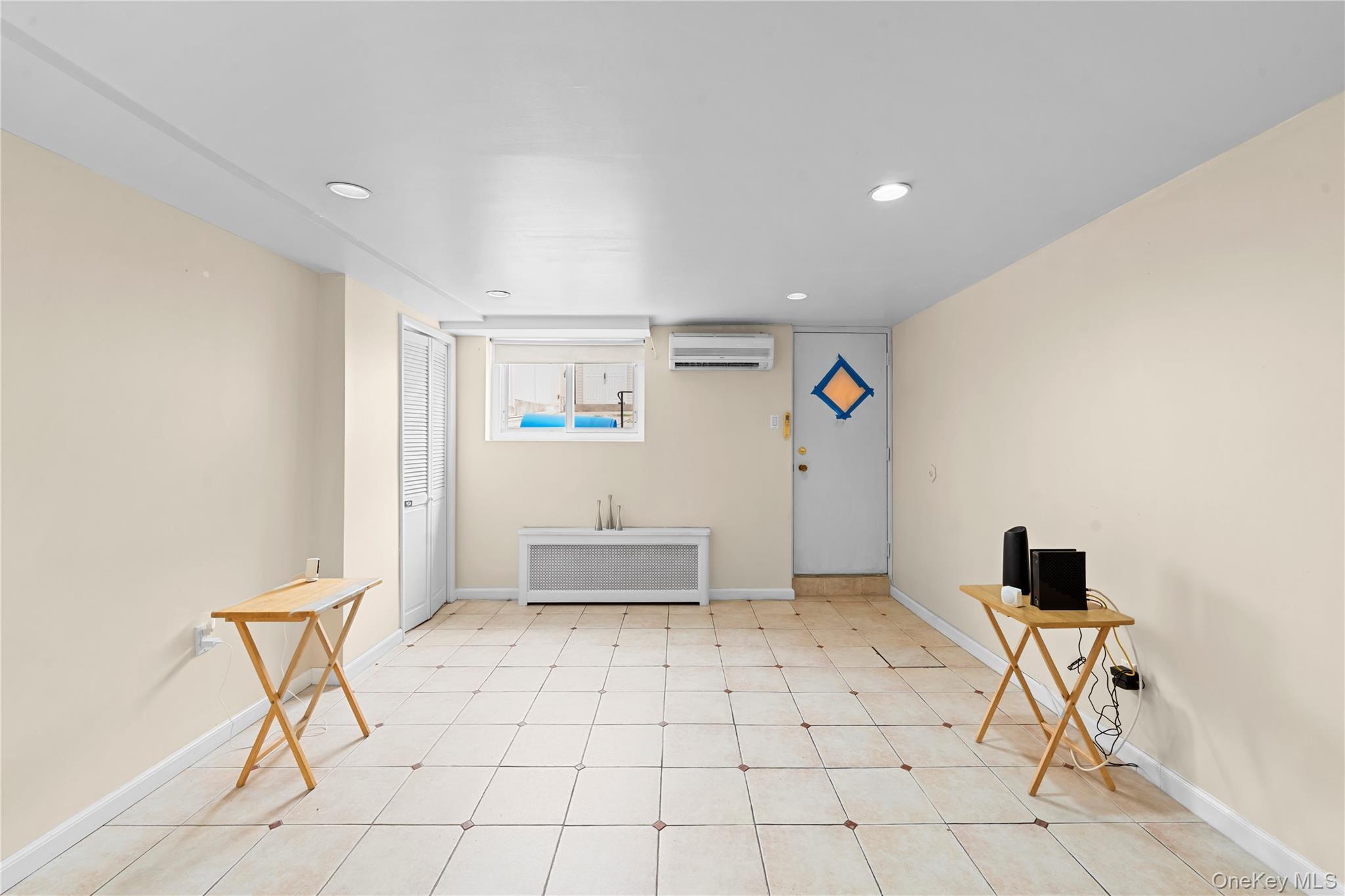 Single Family Eliot Avenue  Queens, NY 11379, MLS-1027824-15