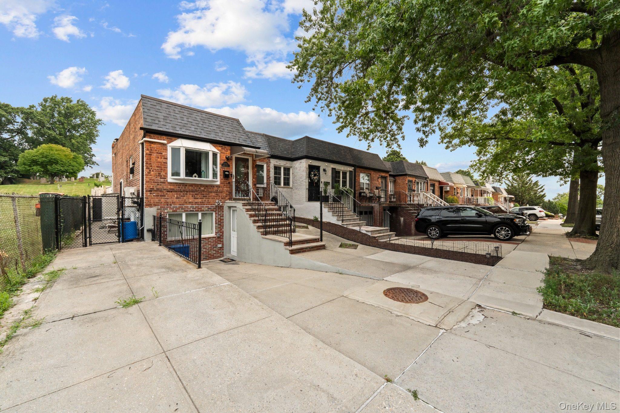 Single Family Eliot Avenue  Queens, NY 11379, MLS-1027824-34