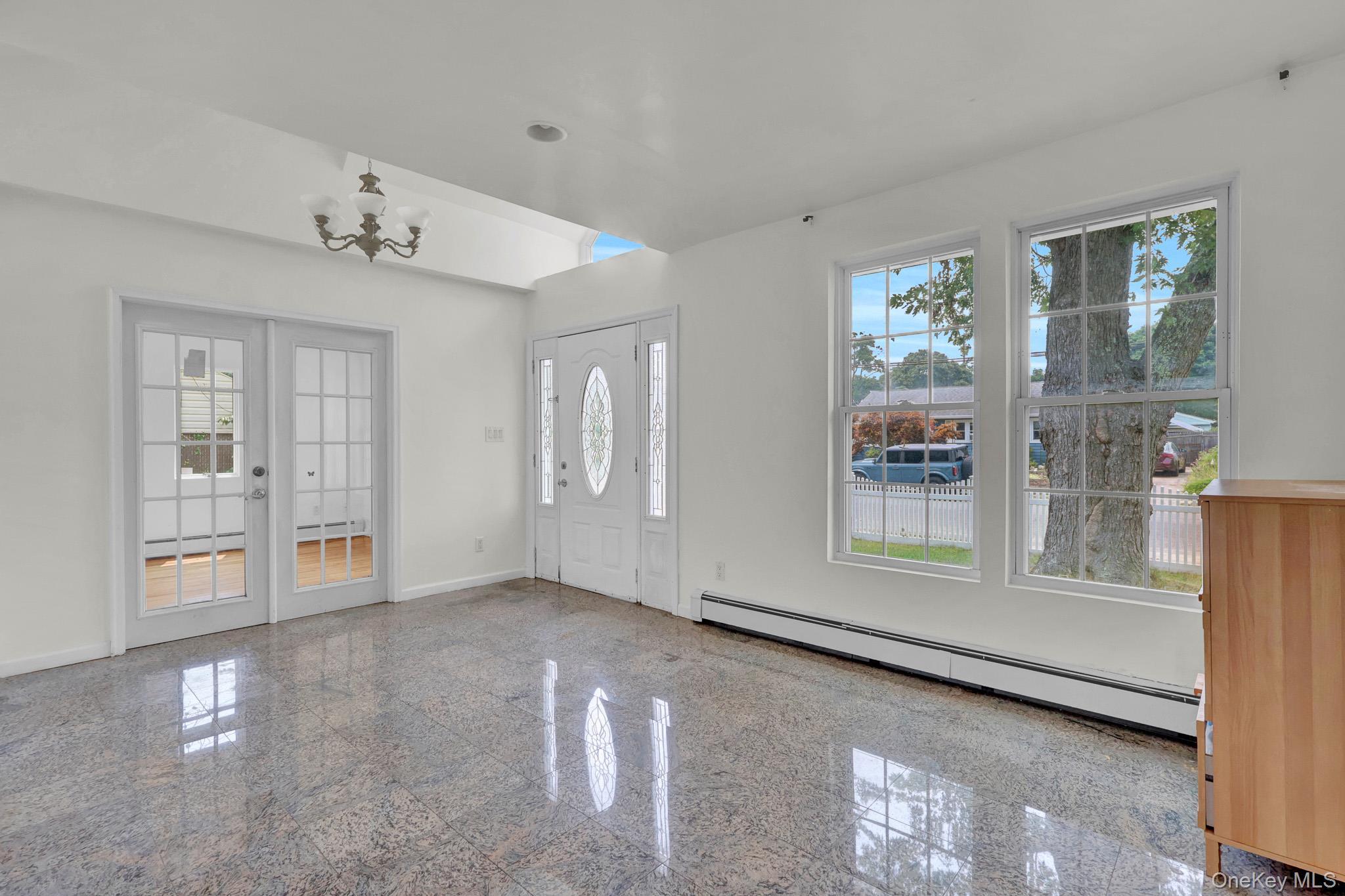 Single Family Brooklyn Boulevard  Suffolk County, NY 11706, MLS-1027830-7