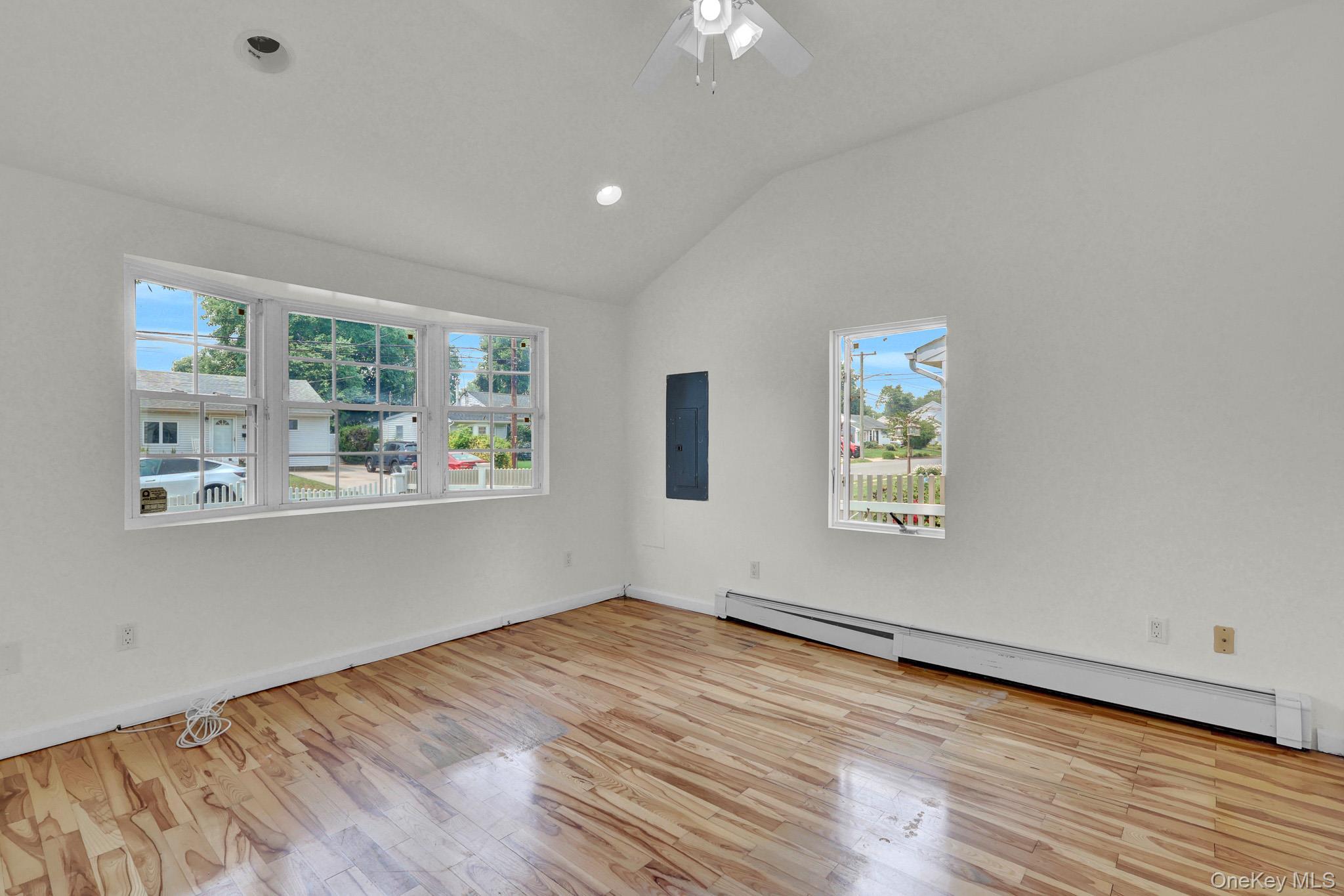Single Family Brooklyn Boulevard  Suffolk County, NY 11706, MLS-1027830-8