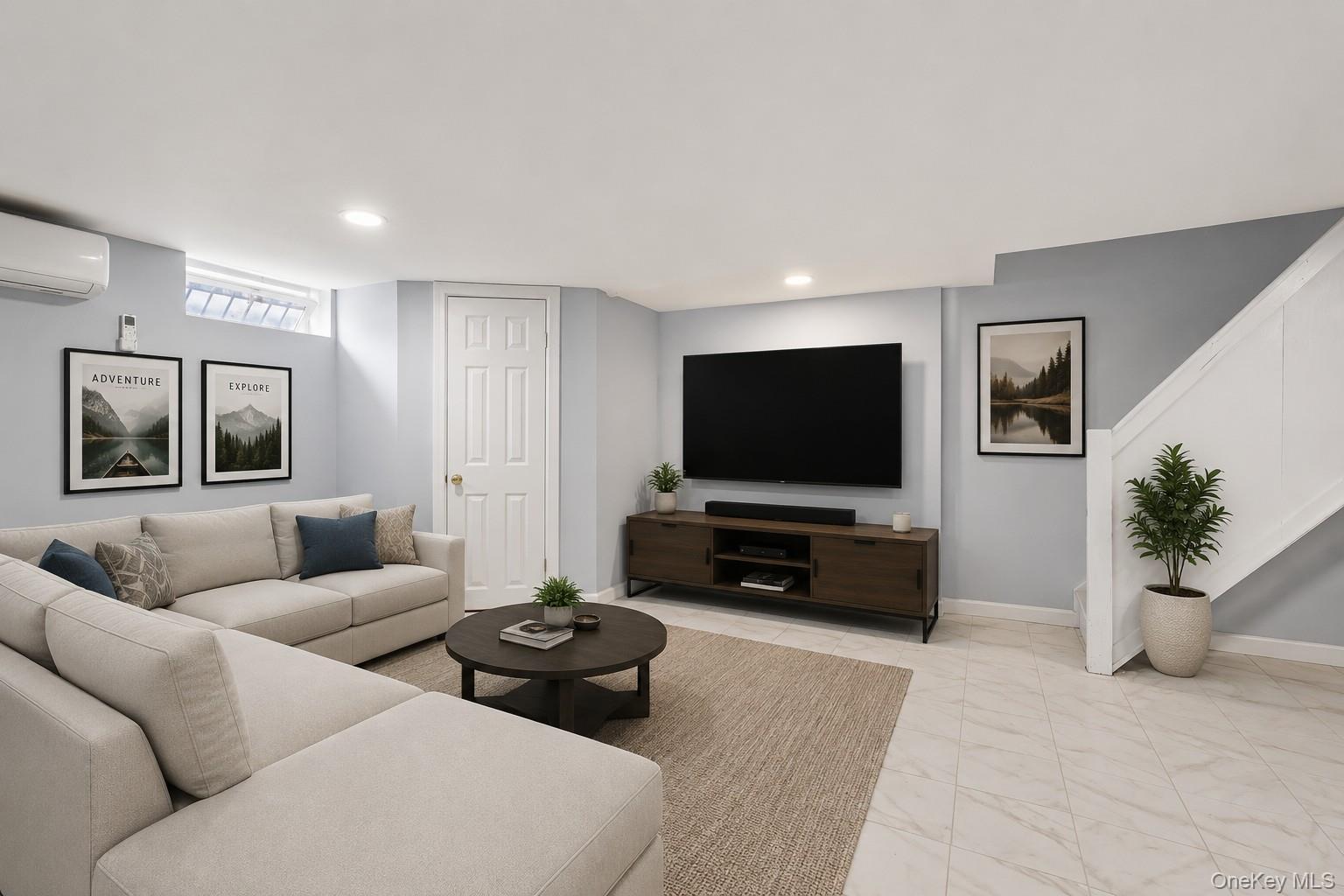 Single Family Mickle Avenue Bronx, NY 10469, MLS-1027835-14