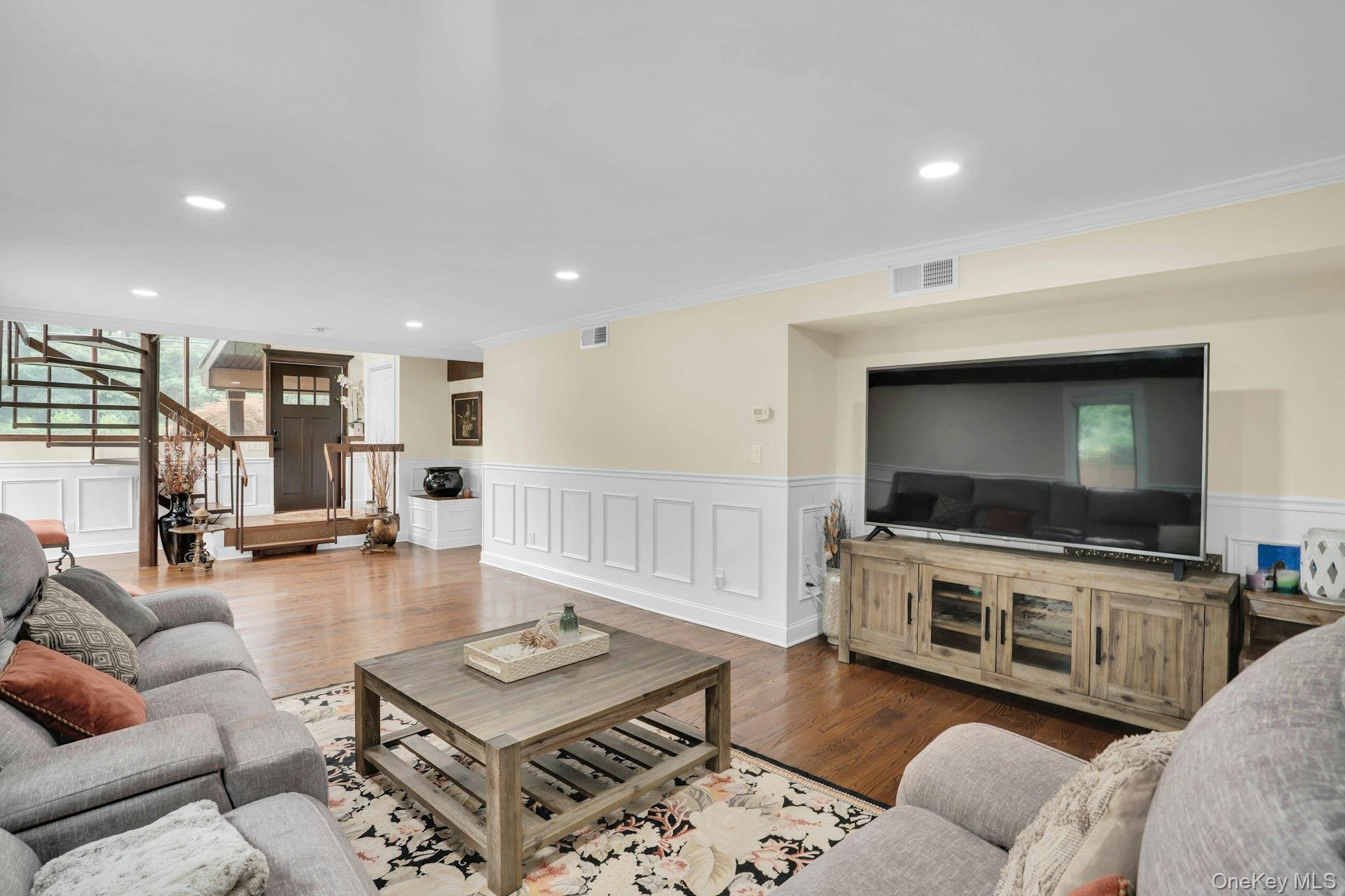 Single Family Vanderbilt Parkway  Suffolk County, NY 11746, MLS-1027852-12