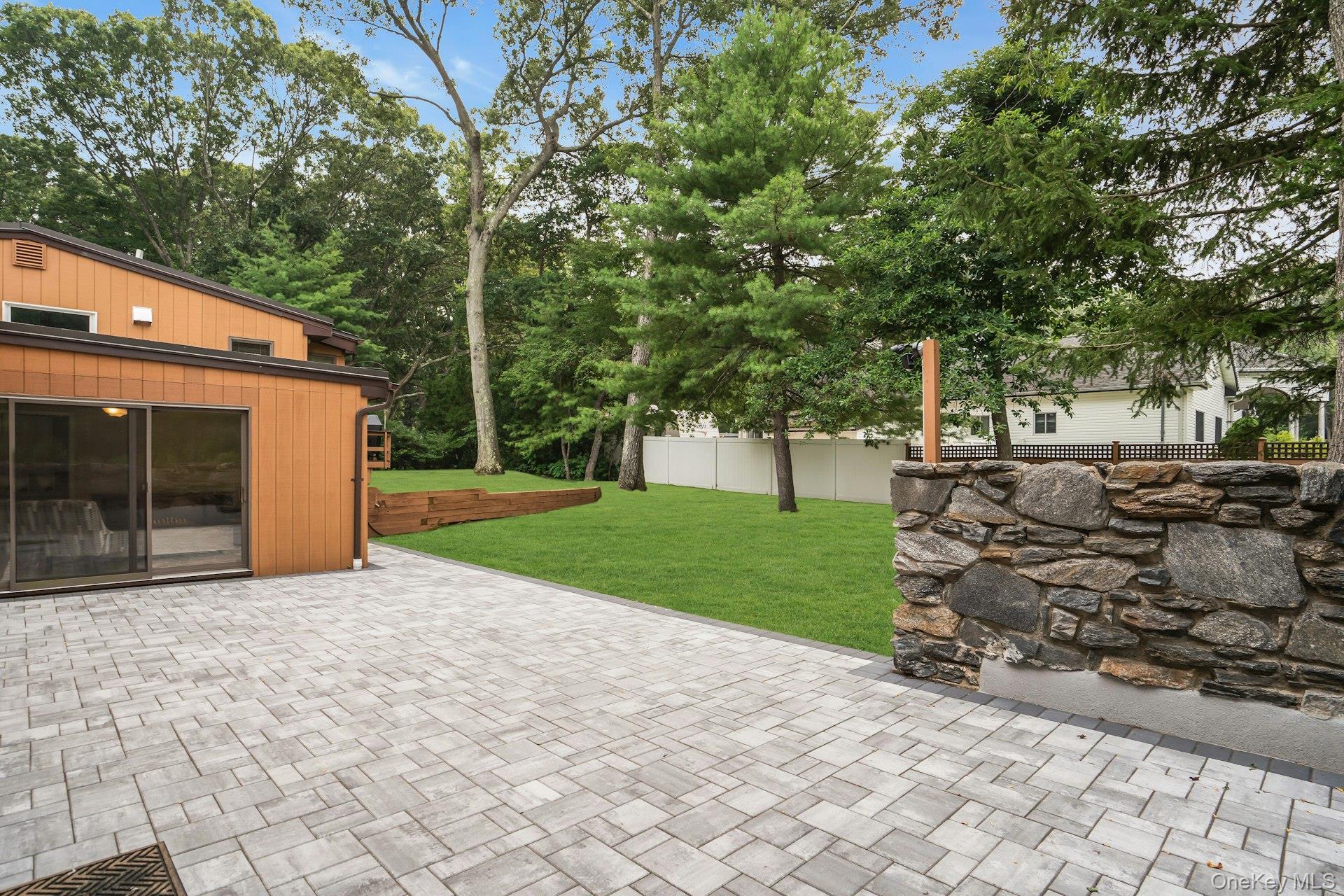 Single Family Vanderbilt Parkway  Suffolk County, NY 11746, MLS-1027852-24