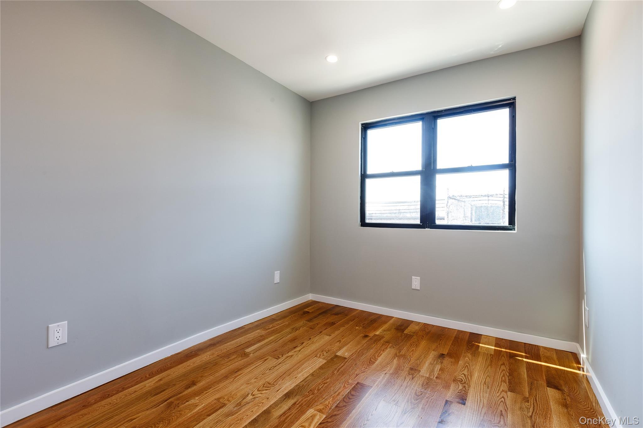 Single Family 132nd Street Queens, NY 11418, MLS-1027855-15