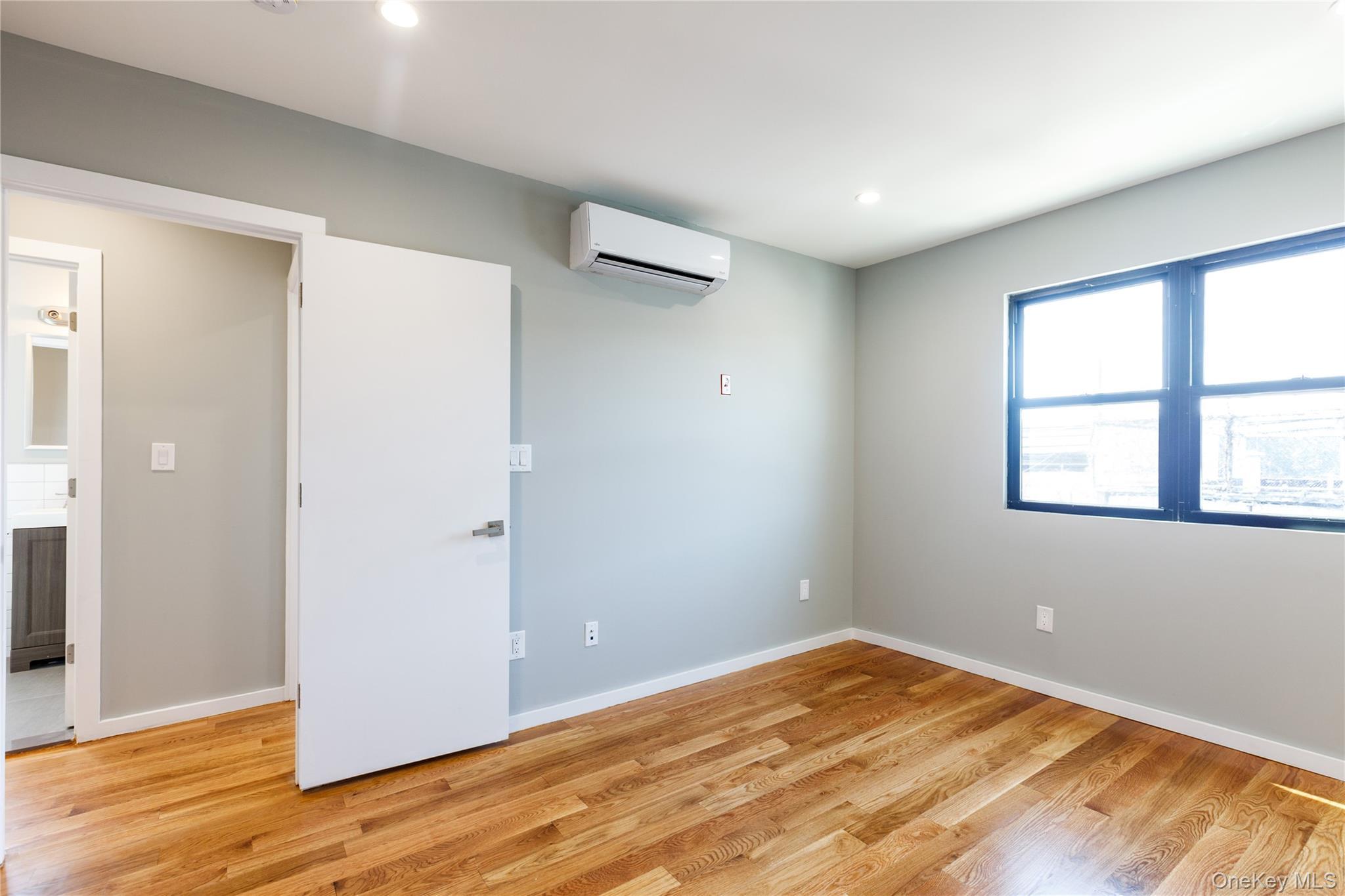 Single Family 132nd Street Queens, NY 11418, MLS-1027855-9