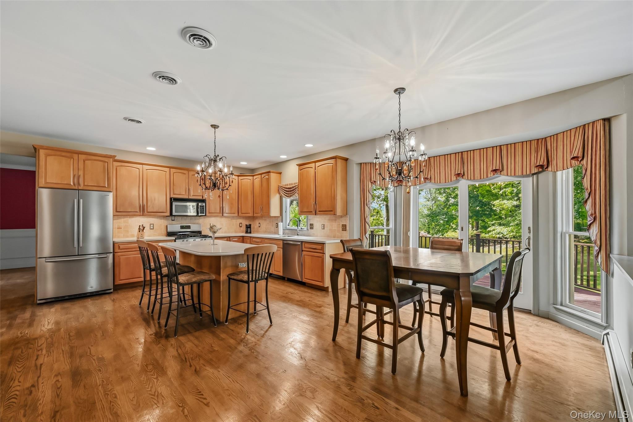 Single Family Greenwich Avenue  Orange County, NY 10917, MLS-1027864-17