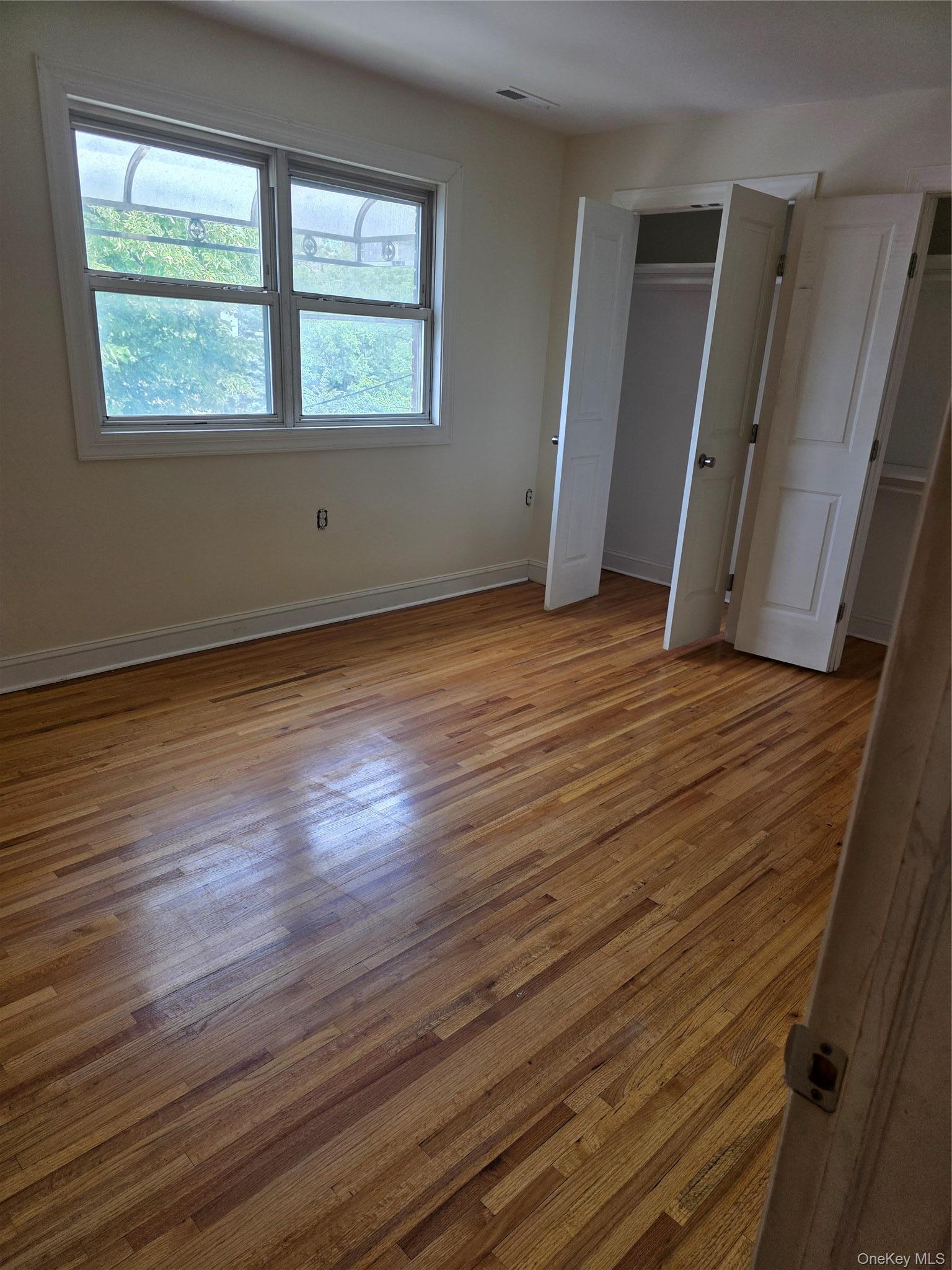 Apartment E 222 Street Bronx, NY 10469, MLS-1027874-3