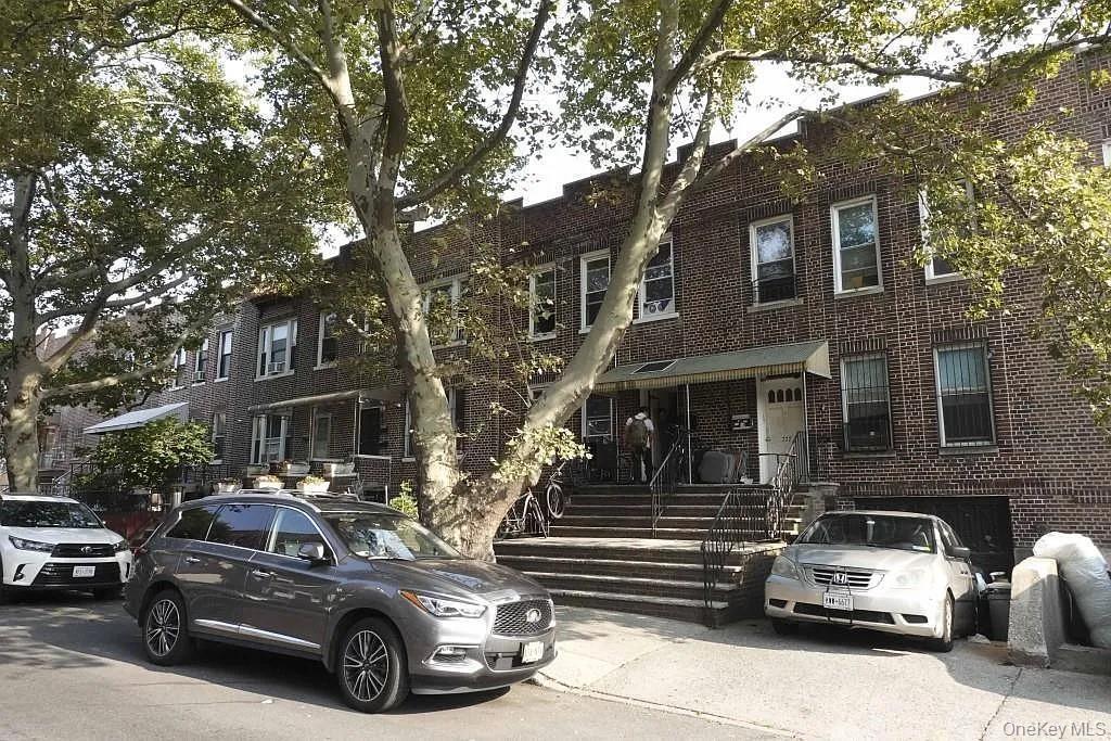 Single Family 48th Street  Brooklyn, NY 11220, MLS-1027880-2