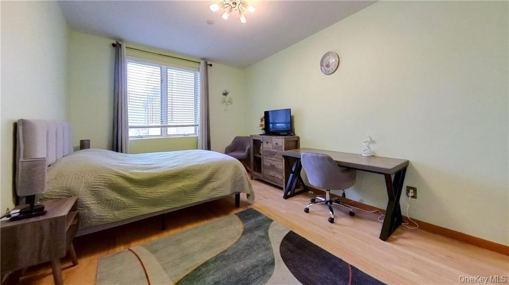 Condo Bath Avenue  Brooklyn, NY 11214, MLS-1027890-16