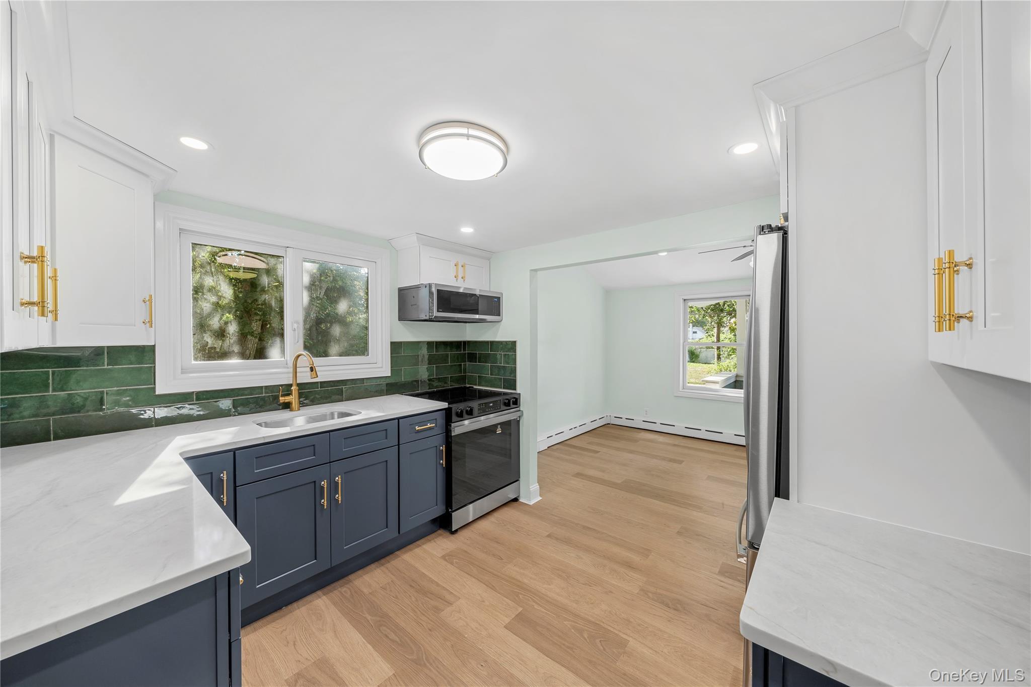 Single Family Barclay Road Suffolk County, NY 11951, MLS-1027921-10